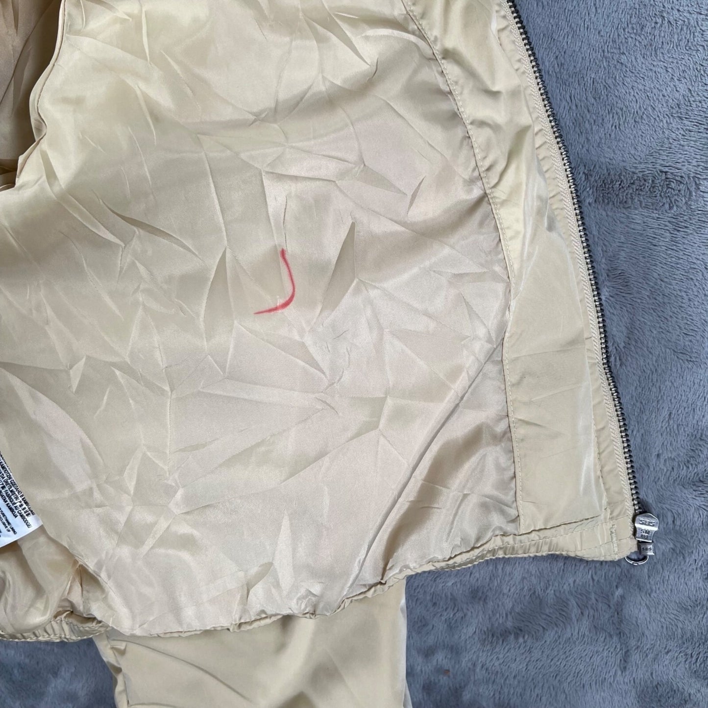 Vans Women's Mojave Desert (i.e. Beige) MTE Foundry Crop Puff Hooded Jacket (XS)