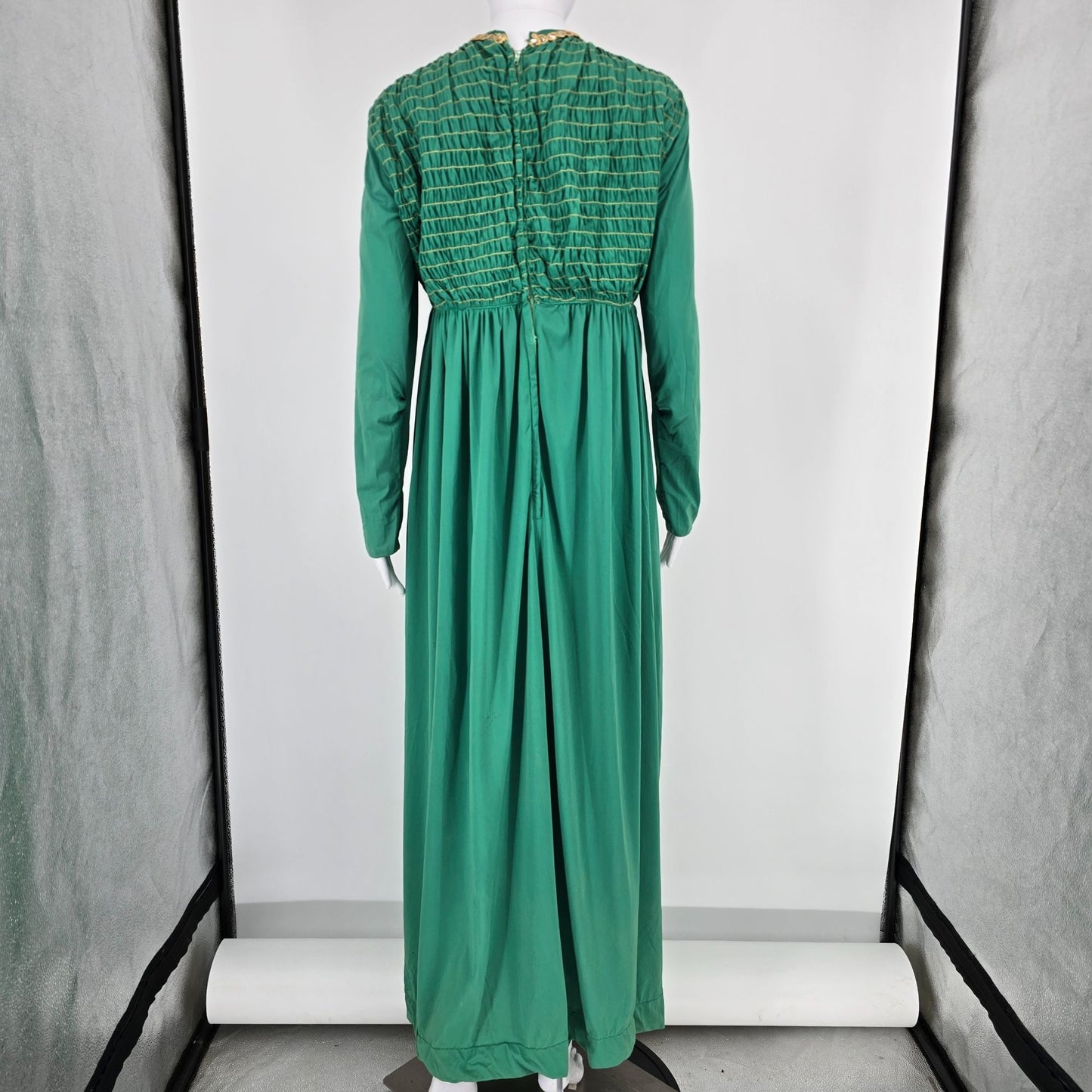 Vintage 1960s Tefft's Miami, Florida Emerald Green Jeweled Neck Maxi Dress (M)