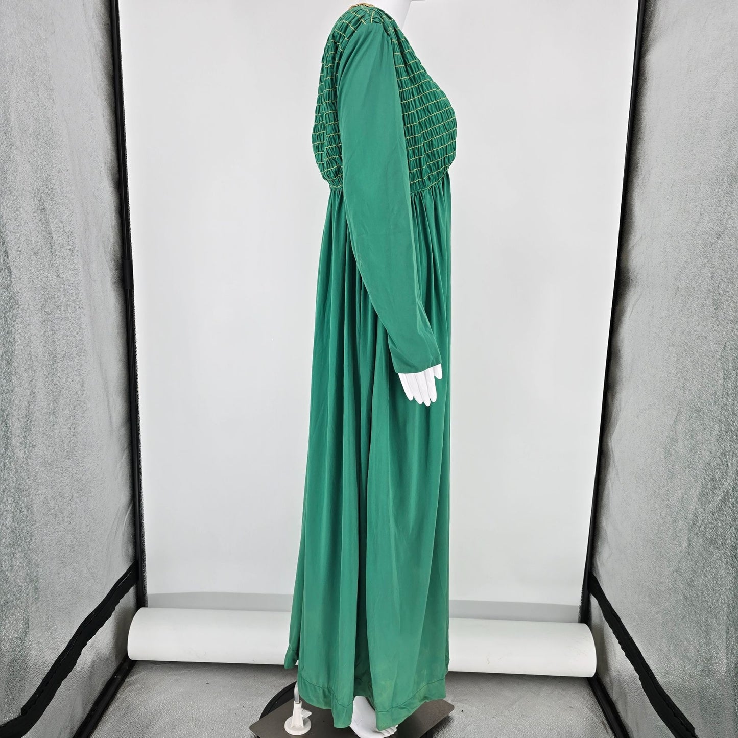 Vintage 1960s Tefft's Miami, Florida Emerald Green Jeweled Neck Maxi Dress (M)