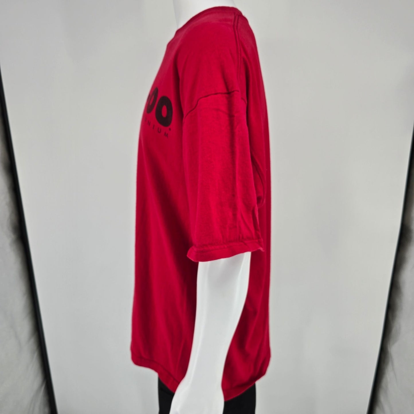 Vintage 1990s Lee Total Cotton 01-01-00 "Mark Of the millennium" T-Shirt (2XL)