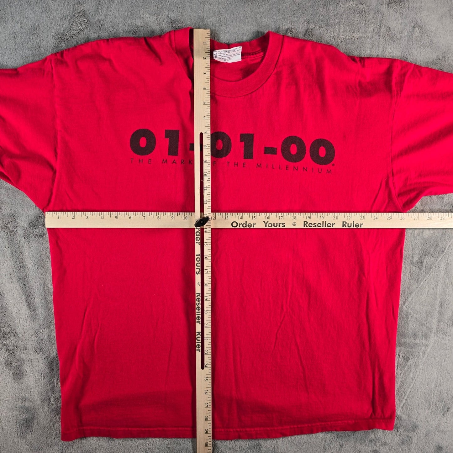 Vintage 1990s Lee Total Cotton 01-01-00 "Mark Of the millennium" T-Shirt (2XL)