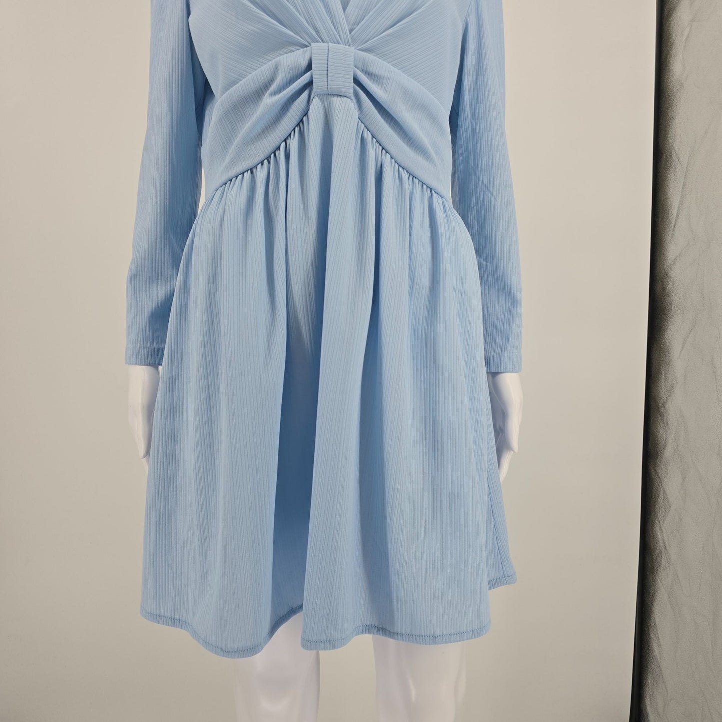 Vintage Early 1970s Pale Blue Ruched Bow V-Neck Long Sleeve Mod Minidress (M)