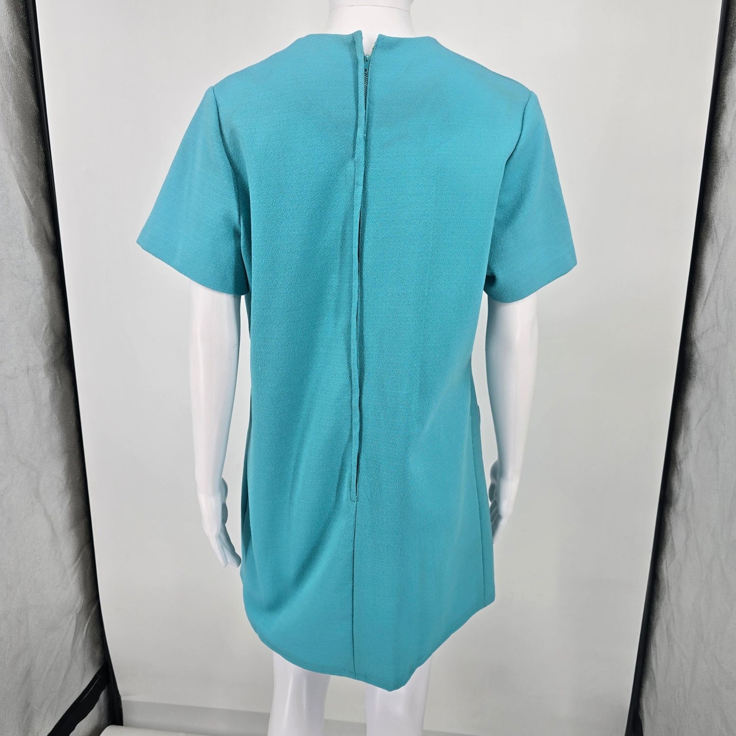 Vintage 1960s Turquoise Textured Knit Metal Zipper Mod Mini Shift Dress (L)