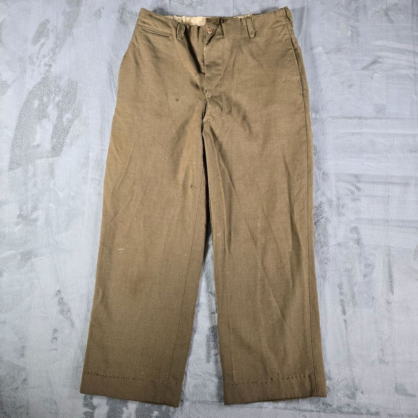 Distressed/Thrashed Vintage Early 1950s Green Button-Fly Work Trousers (32x27)