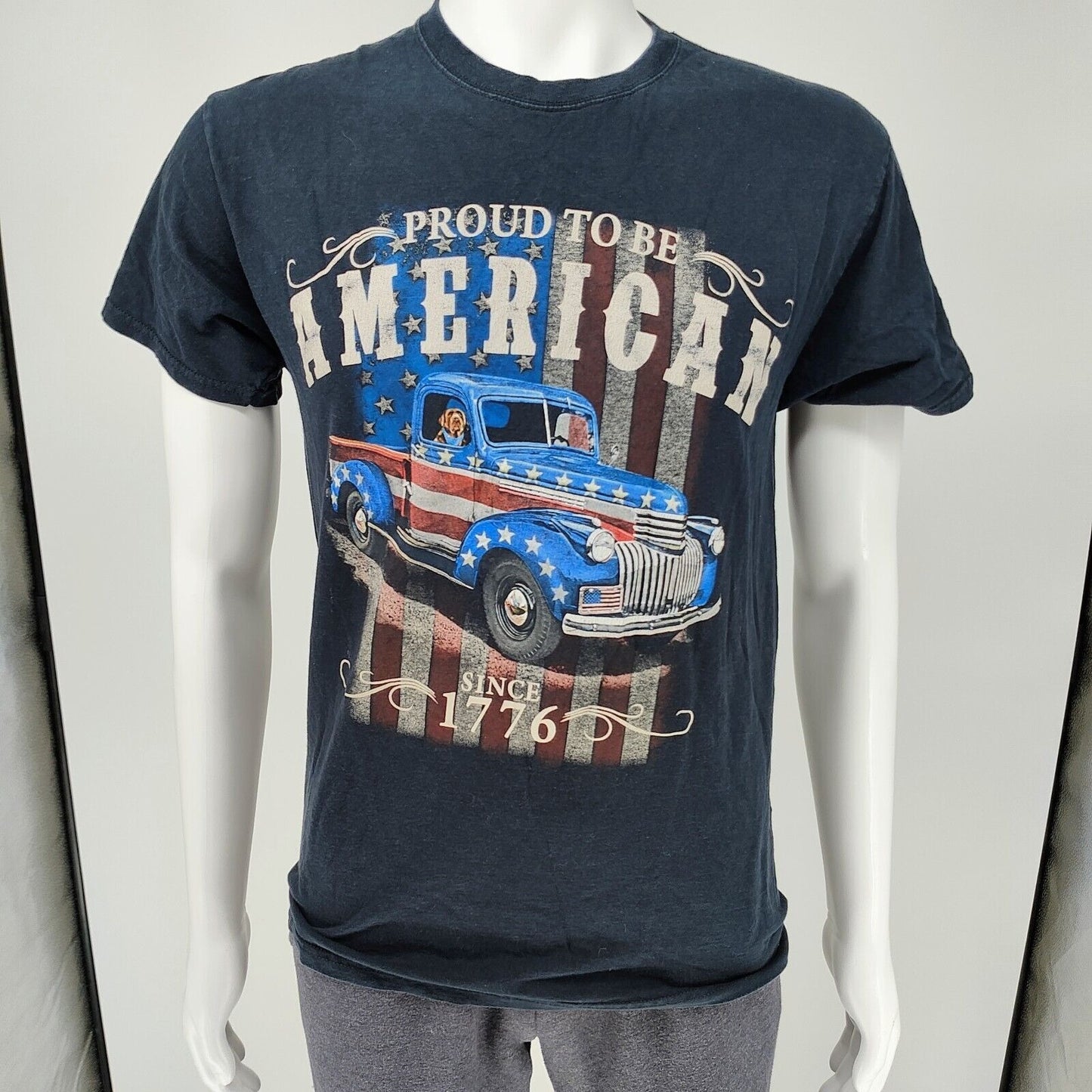 "Proud to be an American Since 1776" Vintage Truck Patriotic T-Shirt (Medium)