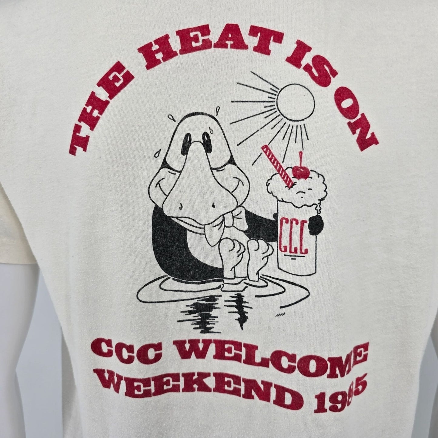 Vintage 1980s Jerzees C.C.C. Welcome Weekend 1985 "The Heat is On" T-Shirt (M)