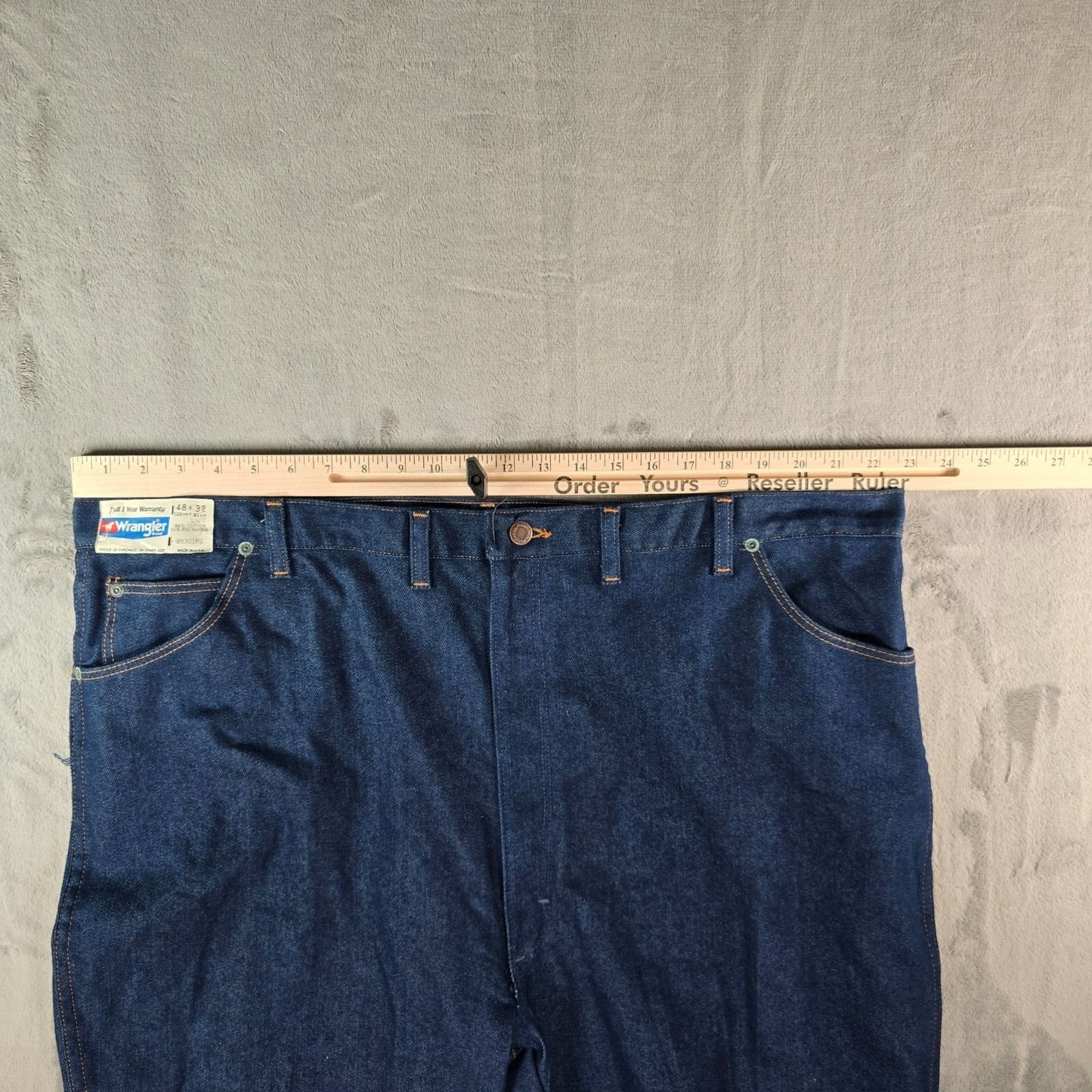 Vintage 1980s Wrangler NWT Deadstock 85301PS Dark Indigo Jeans (45x32)