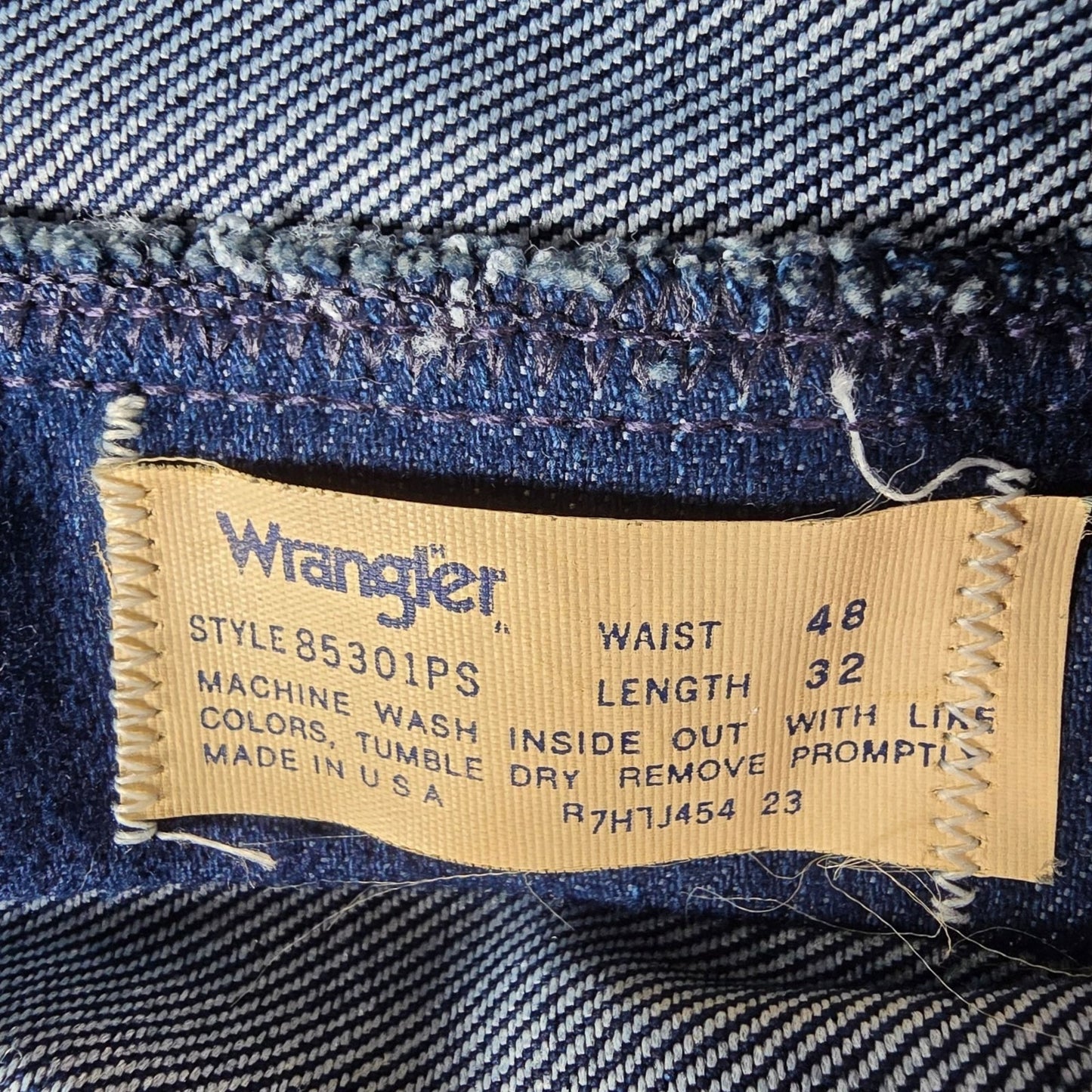 Vintage 1980s Wrangler NWT Deadstock 85301PS Dark Indigo Jeans (45x32)