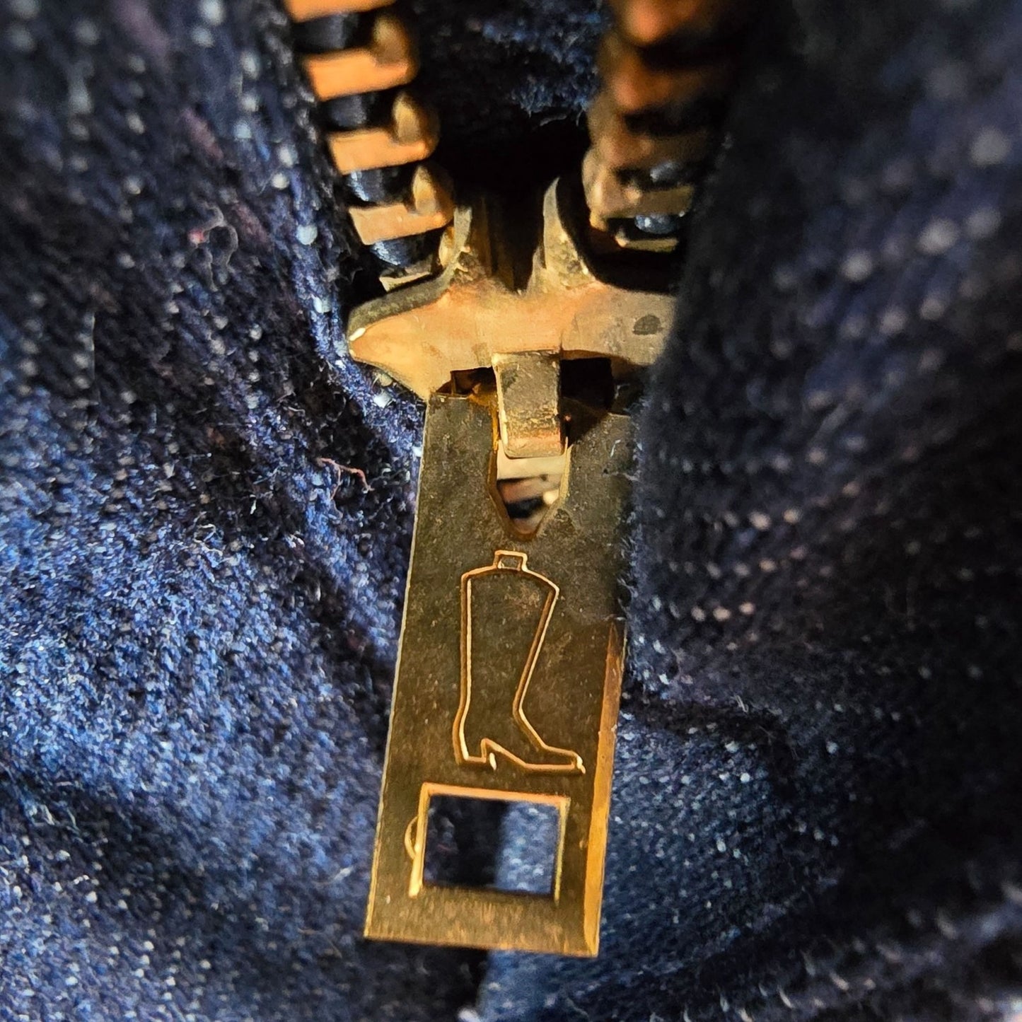 Vintage 1980s Wrangler NWT Deadstock 85301PS Dark Indigo Jeans (45x32)