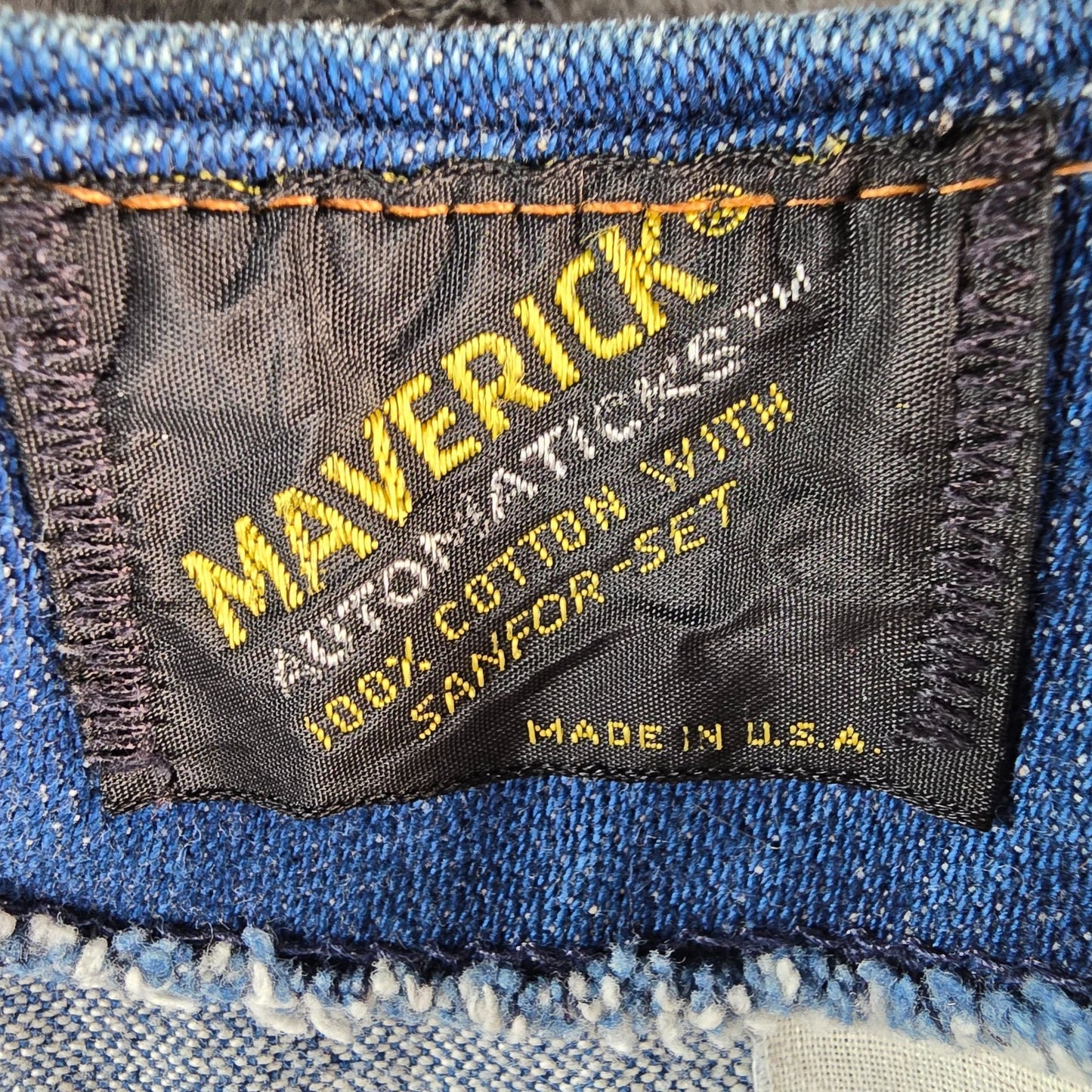 Vintage 1970s Maverick Automaticks Men's Western Blue Jean V-Neck Denim Vest (L)