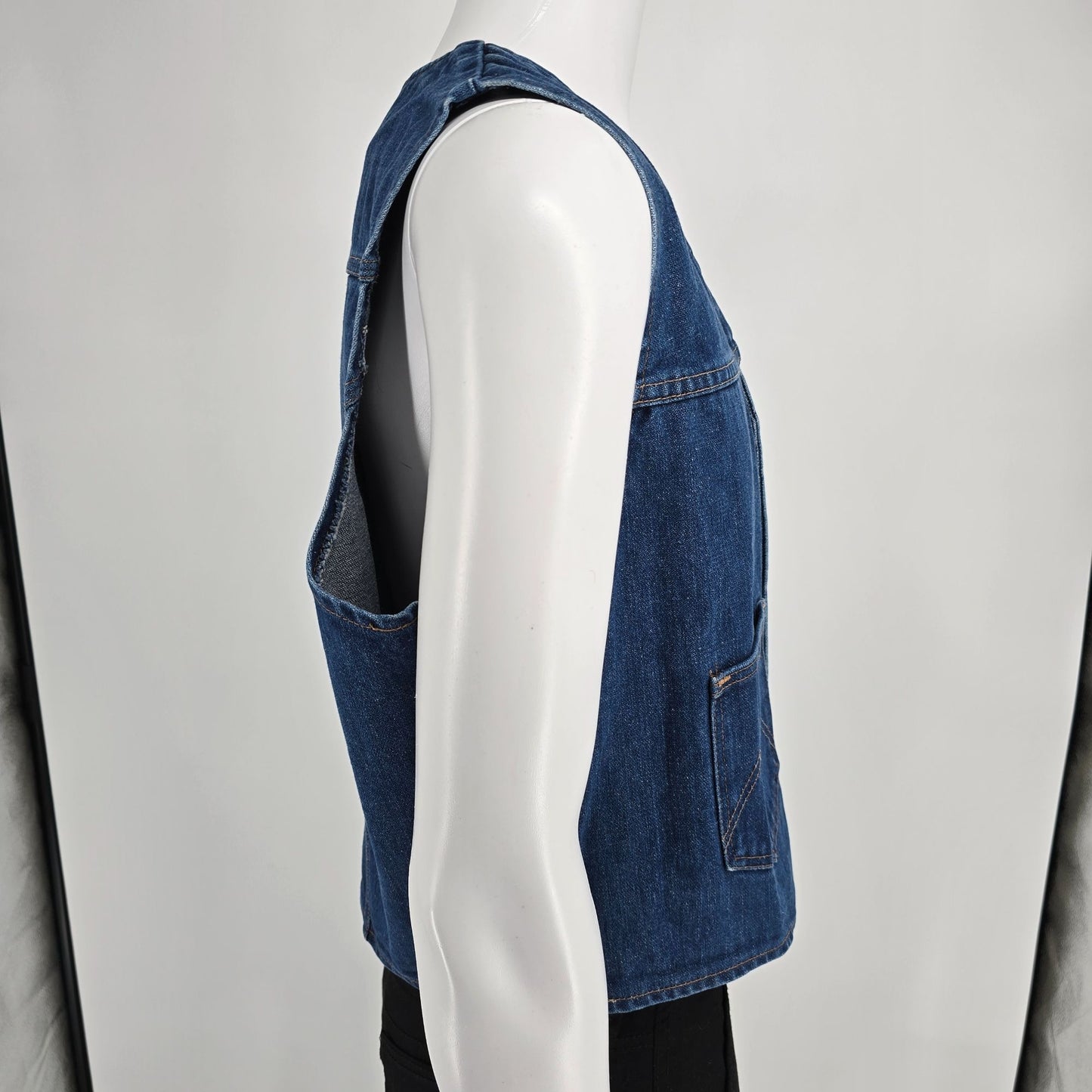 Vintage 1970s Maverick Automaticks Men's Western Blue Jean V-Neck Denim Vest (L)