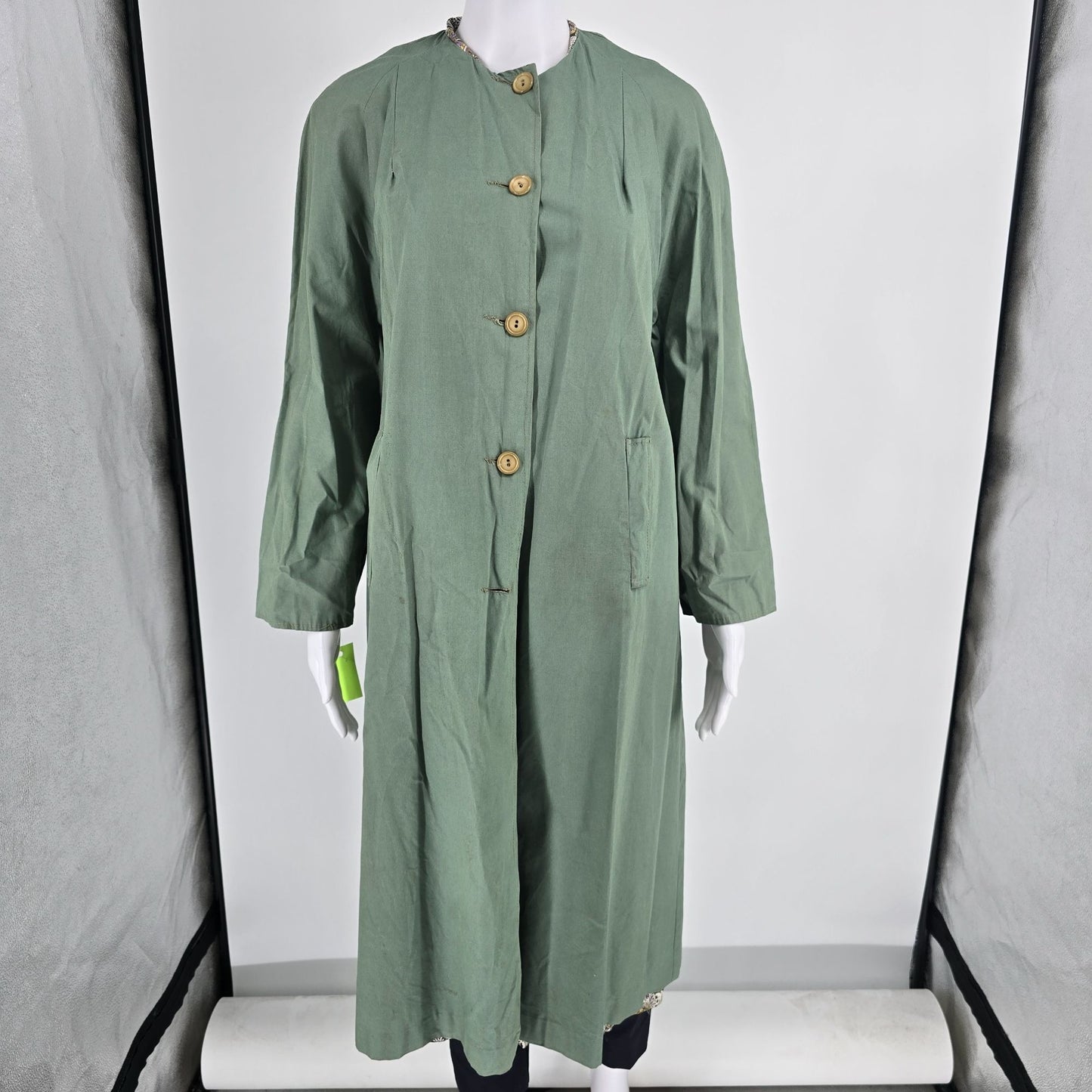 Vintage 1960s Mosaic Tile Print/Sage Green Reversible Hooded Coat (Large)