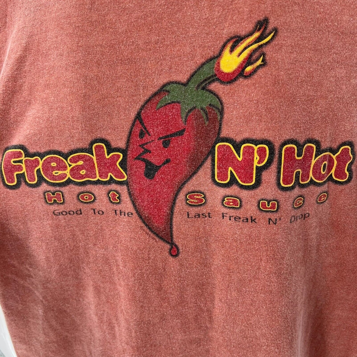 Vintage Single-Stitch 1990s Crazy Shirt Hawaii "Freak N' Hot Sauce "T-Shirt (XL)