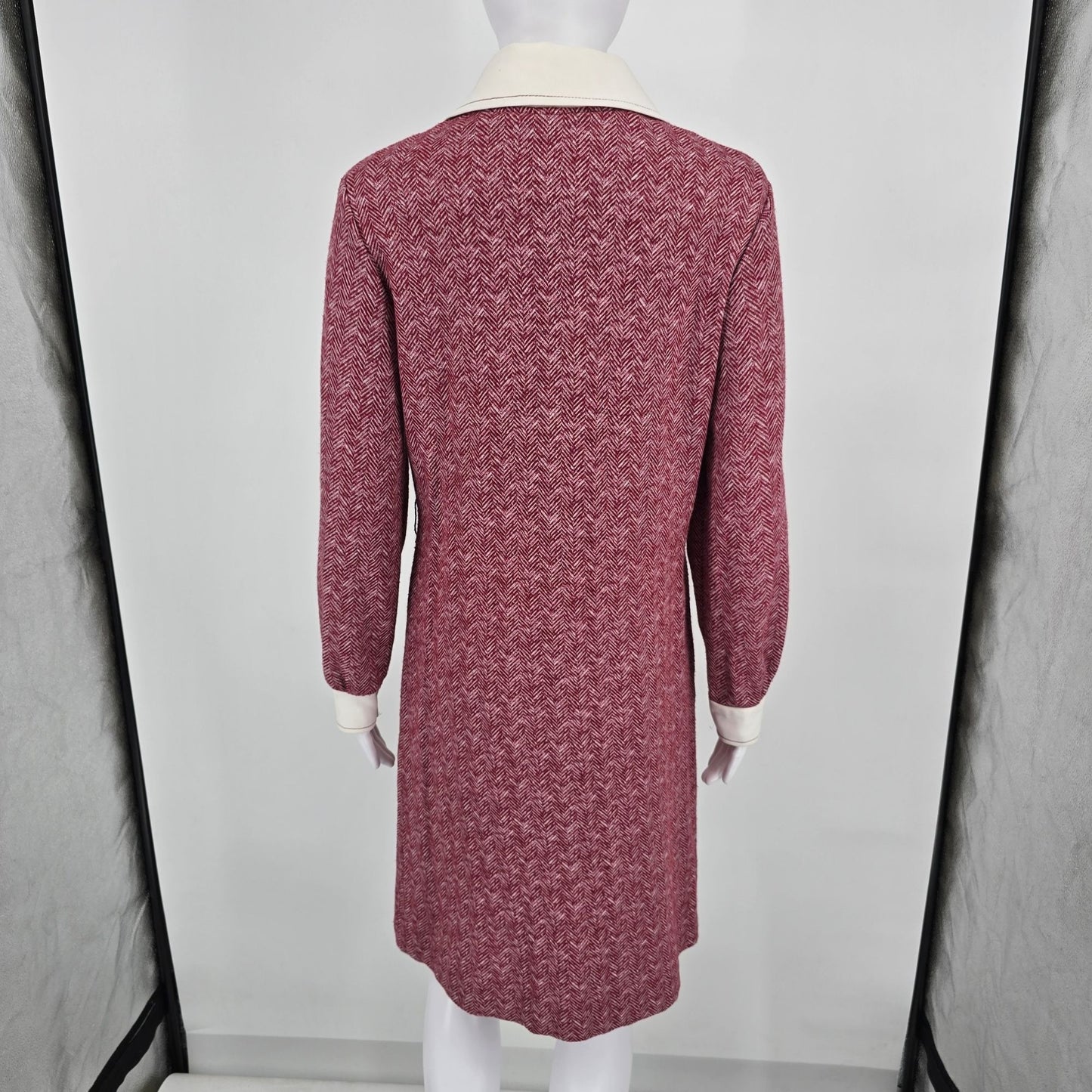 Vintage 1970s Diane Young Sportswear Red Herringbone Knit Shift Dress (M)