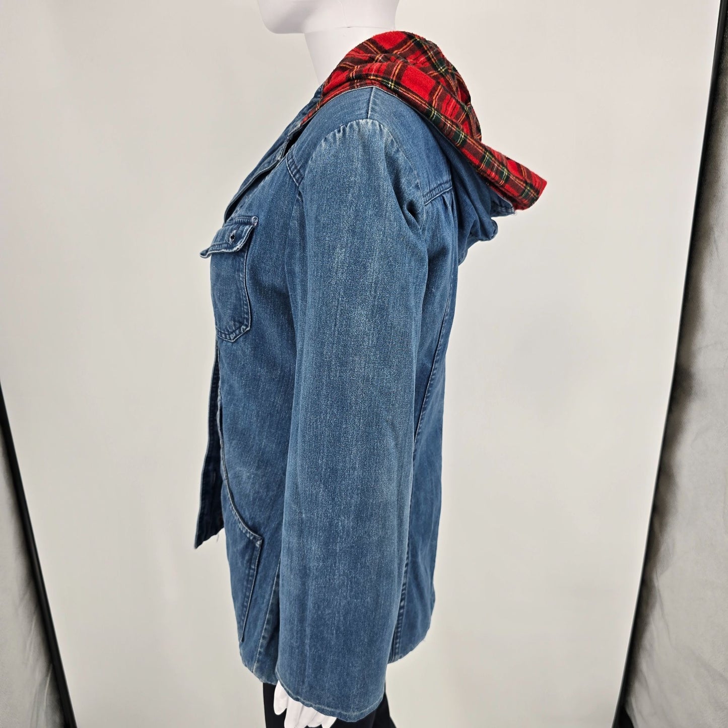 Vintage Late 1970s Mulberry Street Tartan Lined Hooded Denim Utility Jacket (M)