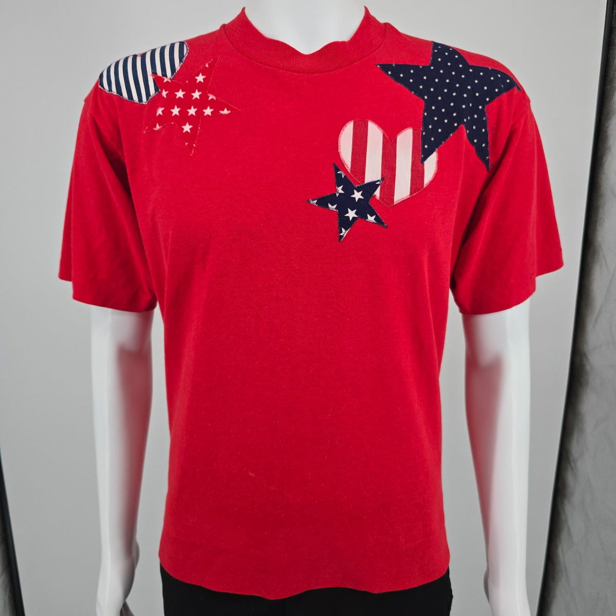 Vintage 1990s Screen Stars Best Patriotic Stars & Hearts Applique T-Shirt (L)