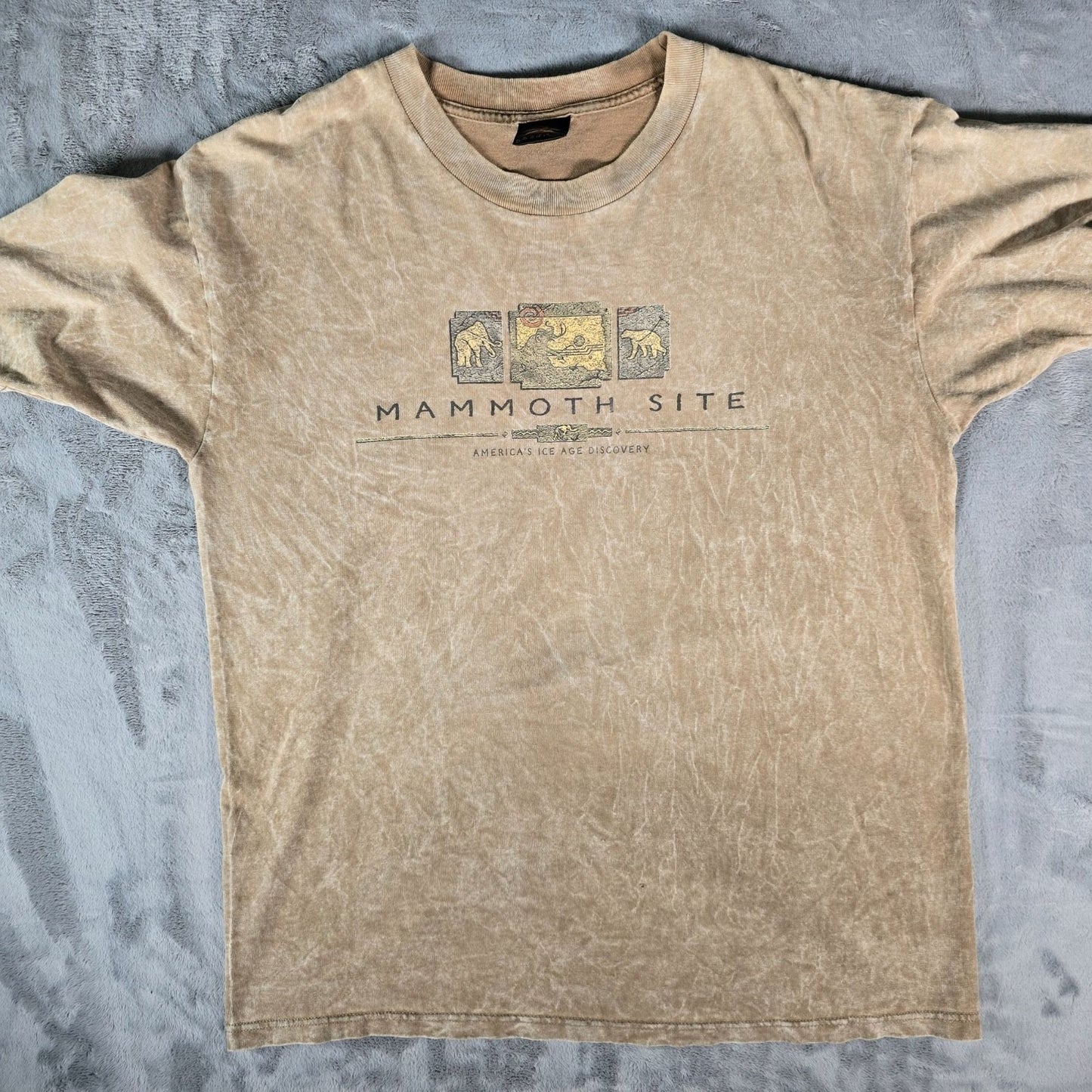 Vintage 1990s Prairie Mountain Mammoth Site Hot Springs South Dakota T-Shirt (L)