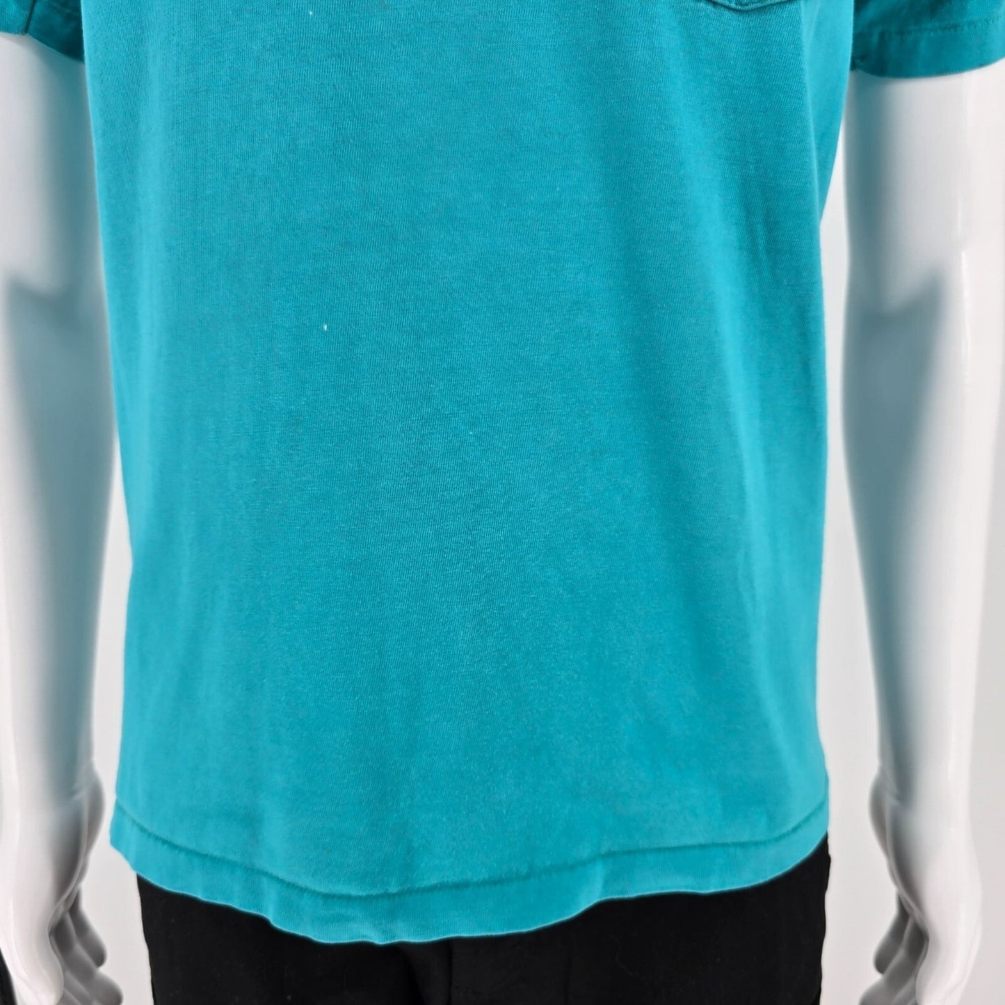 Distressed Vintage 1990s Hanes Faded Tribal Graphic Teal Pocket Tee T-Shirt (M)