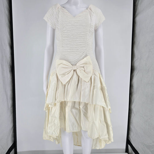 Vintage 1980s Nuance Ivory Ruched Bow Front High Low Tiered Prom/Pary Dress (XS)