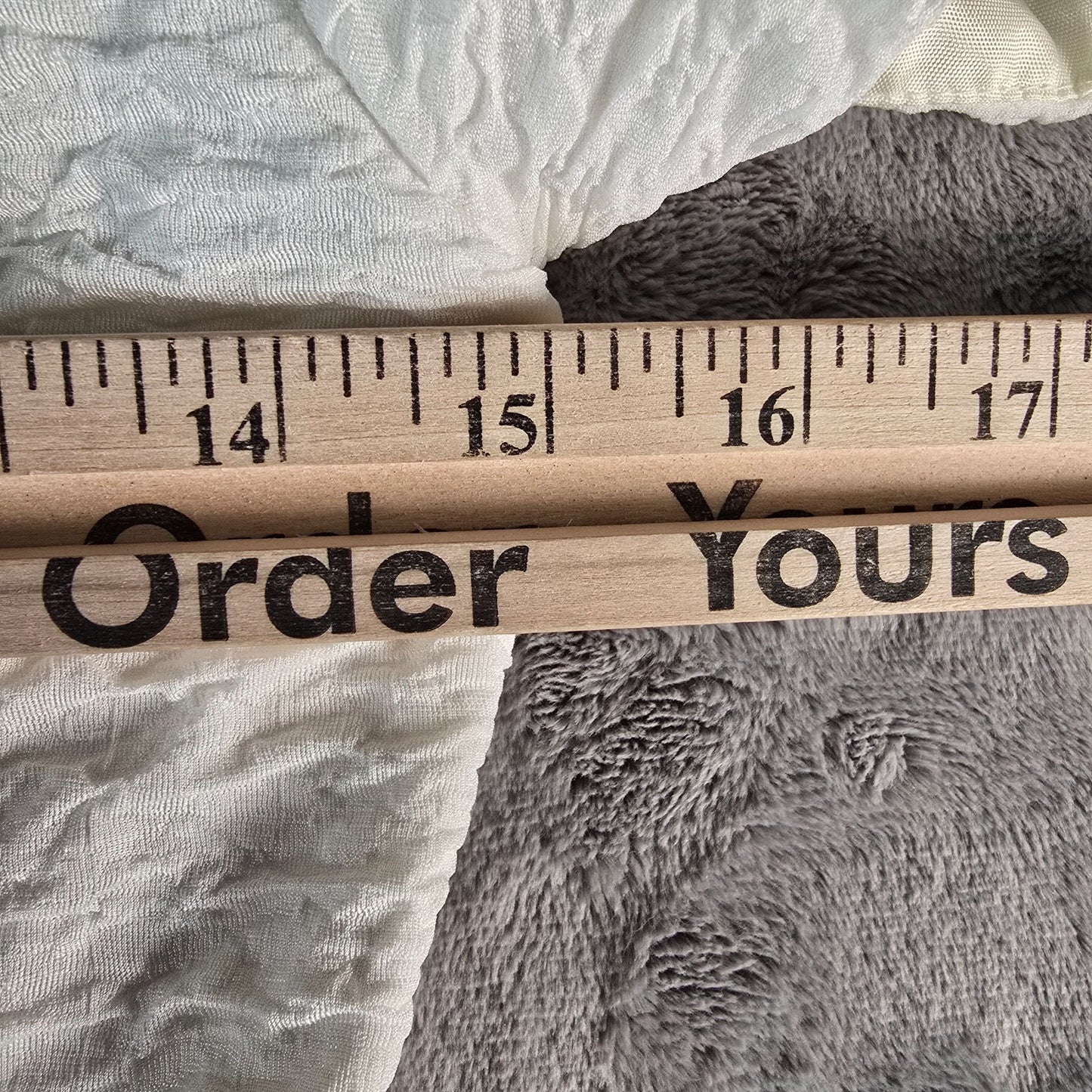 Vintage 1980s Nuance Ivory Ruched Bow Front High Low Tiered Prom/Pary Dress (XS)