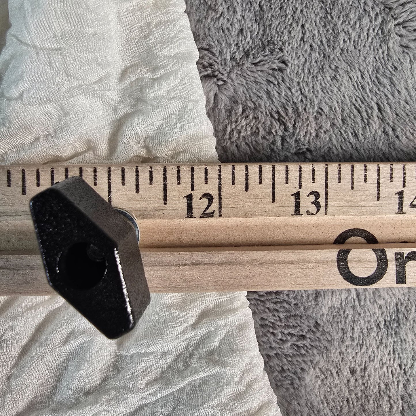 Vintage 1980s Nuance Ivory Ruched Bow Front High Low Tiered Prom/Pary Dress (XS)