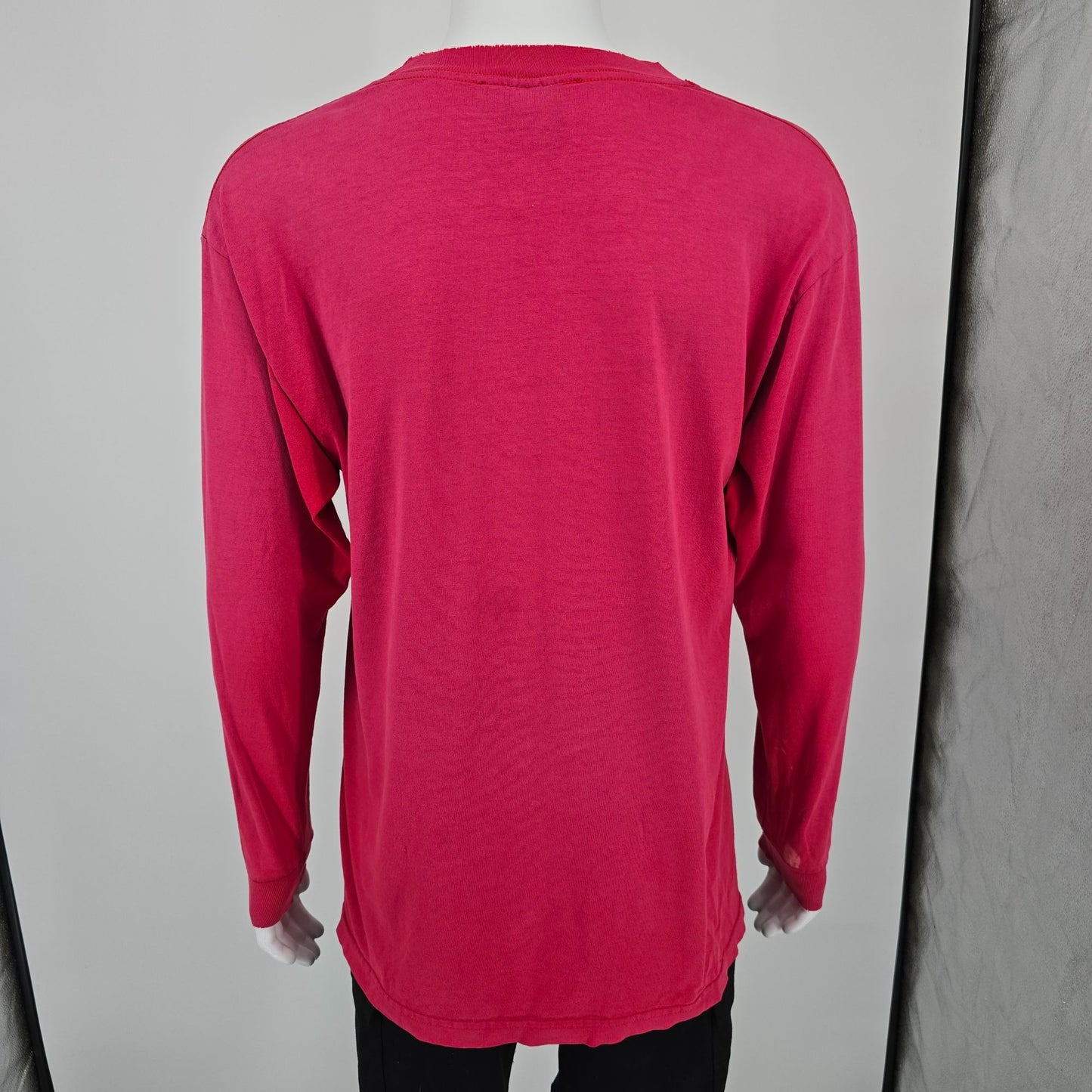 Vintage Y2K Ezekiel Surf/Skate Sound + Movement Red Long Sleeve T-Shirt (L)