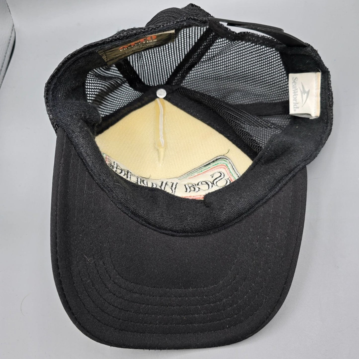 SeaWorld Est 1964 Black & White Adjustable Curved Brim Otto Trucker Hat *Fair