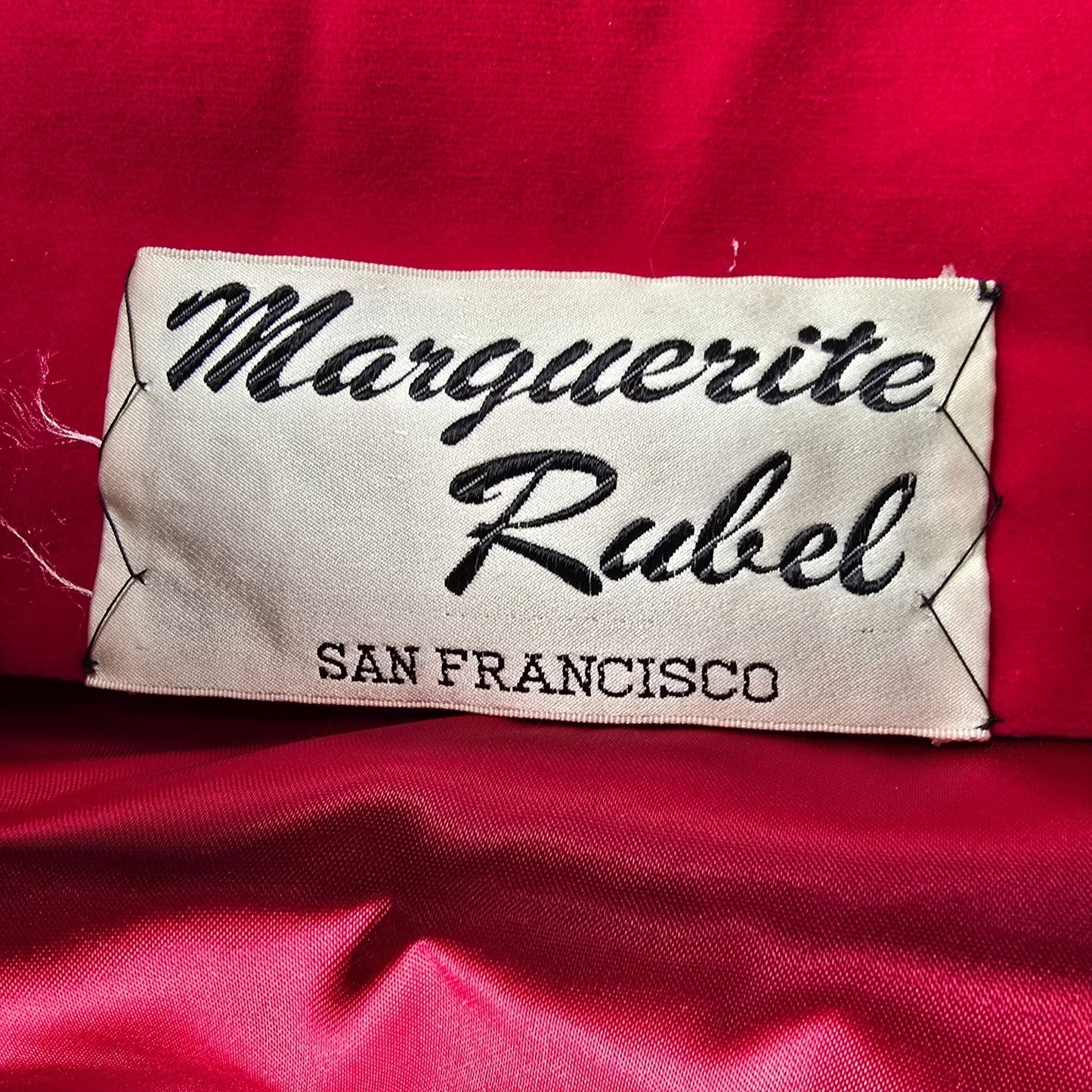 Vintage 1960s Marguerite Rubel San Francisco Women's Fuschia Velvet Coat (XL)