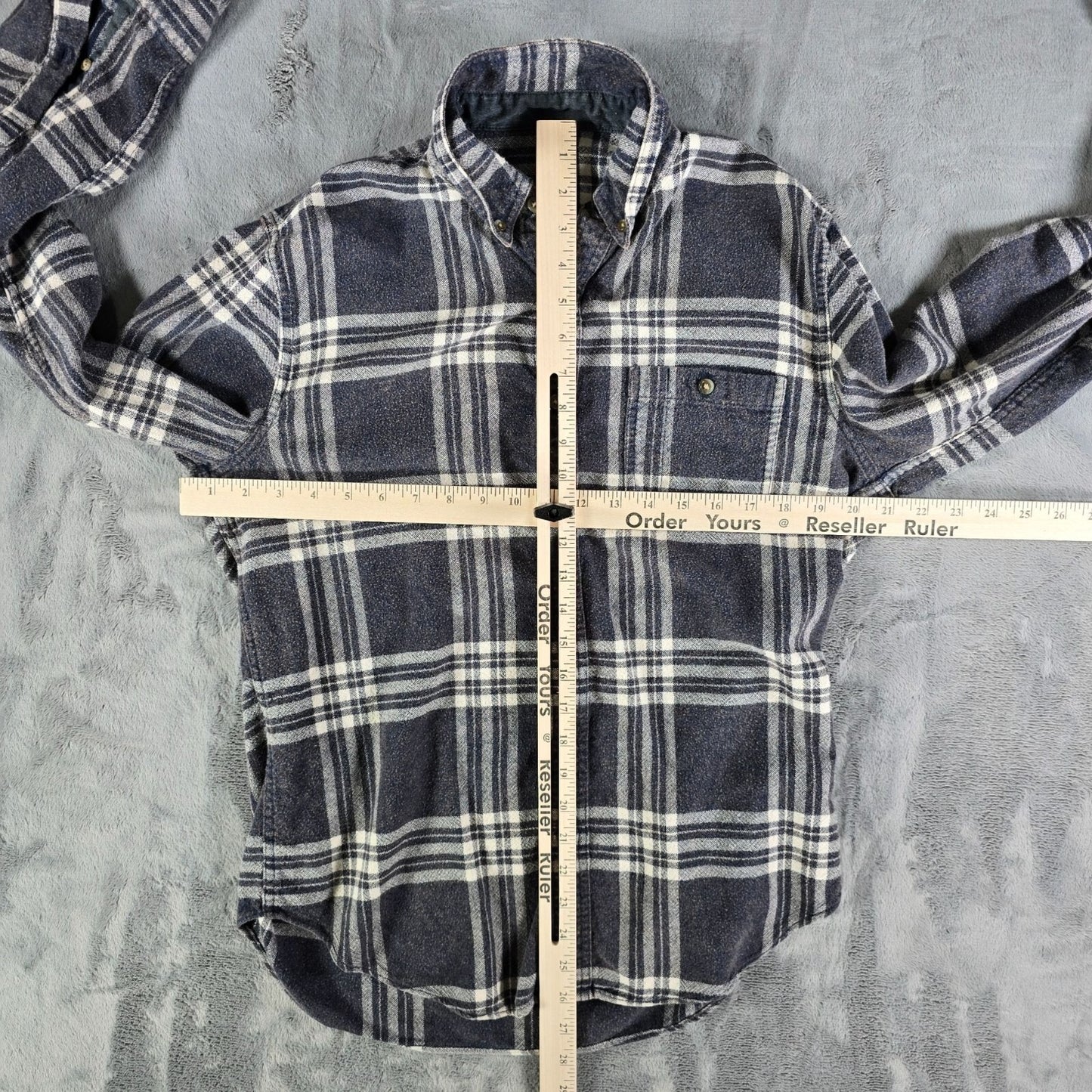 J.Crew 2016 Mens Faded Wool-Blend Flannel Button-Down Navy Shirt (Large)