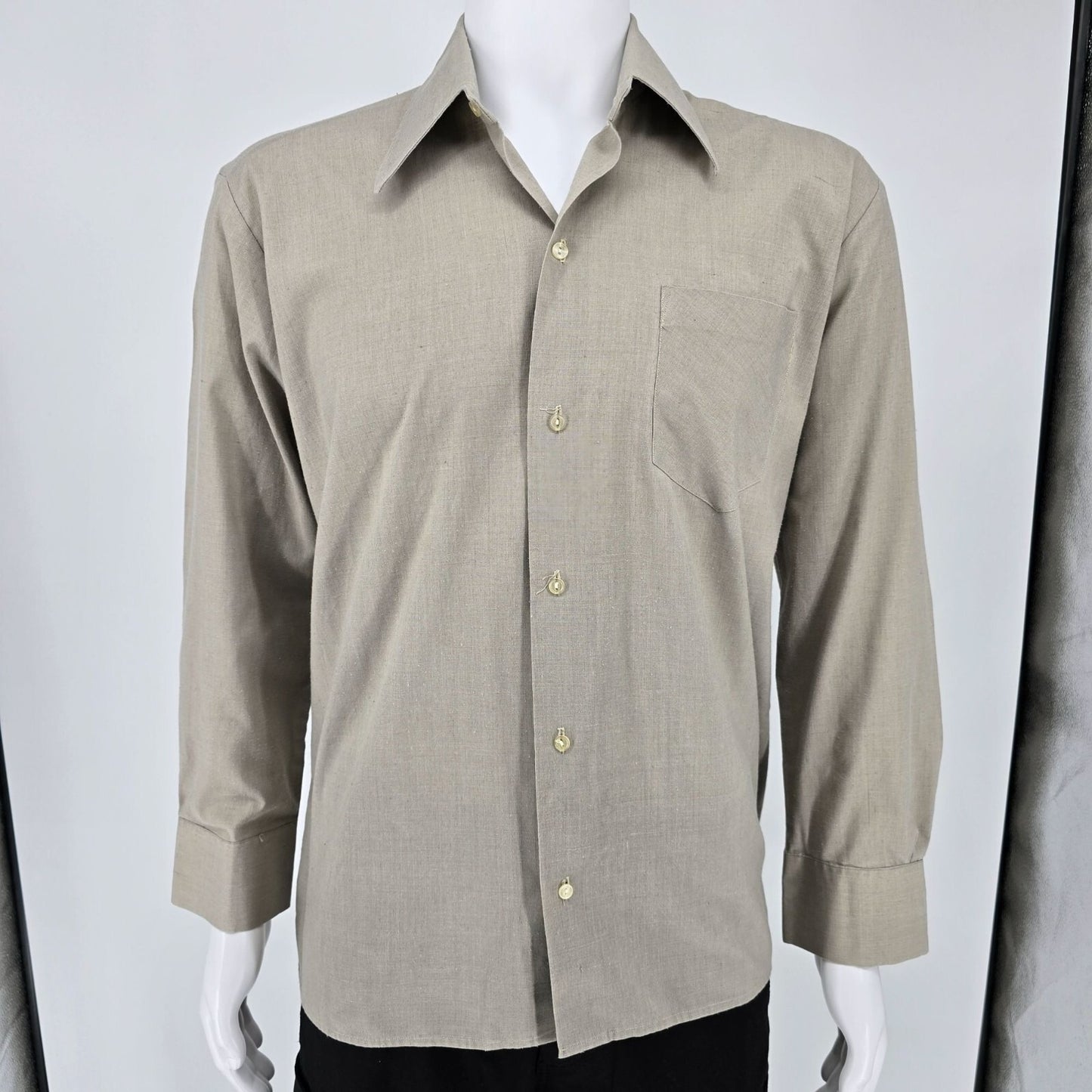 Vintage 1970s Taupe Wide Collar French Cuff Long Sleeve Pocket Dress Shirt (L)