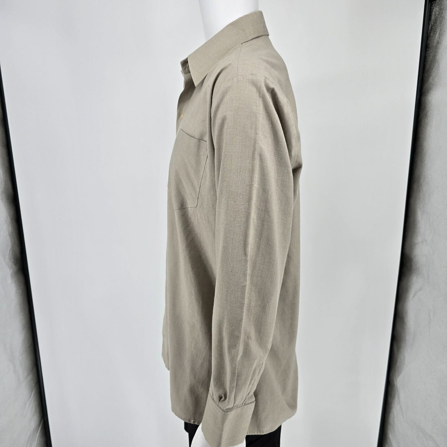 Vintage 1970s Taupe Wide Collar French Cuff Long Sleeve Pocket Dress Shirt (L)