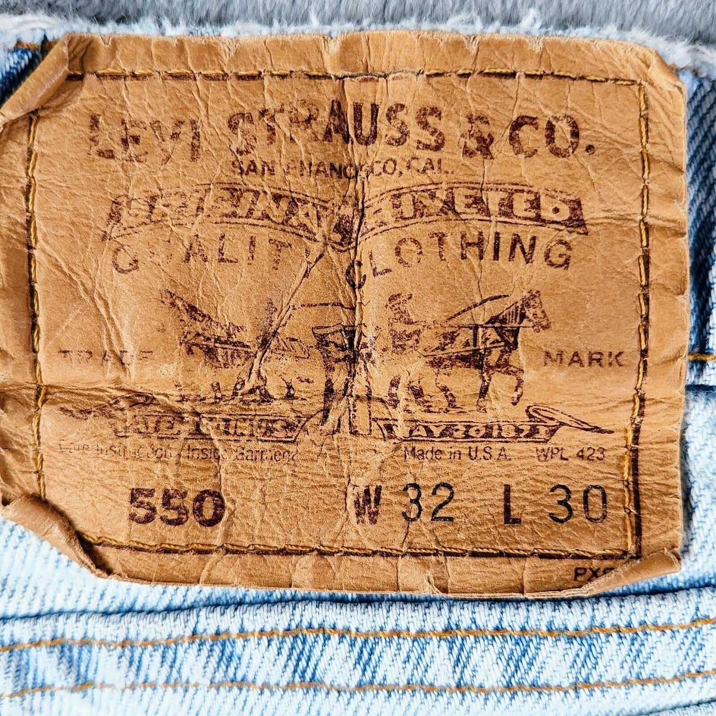 Vintage 1988-1994 Unisex Orange Tab Levi's 550 DIY Denim Cut-Off Shorts (W30)