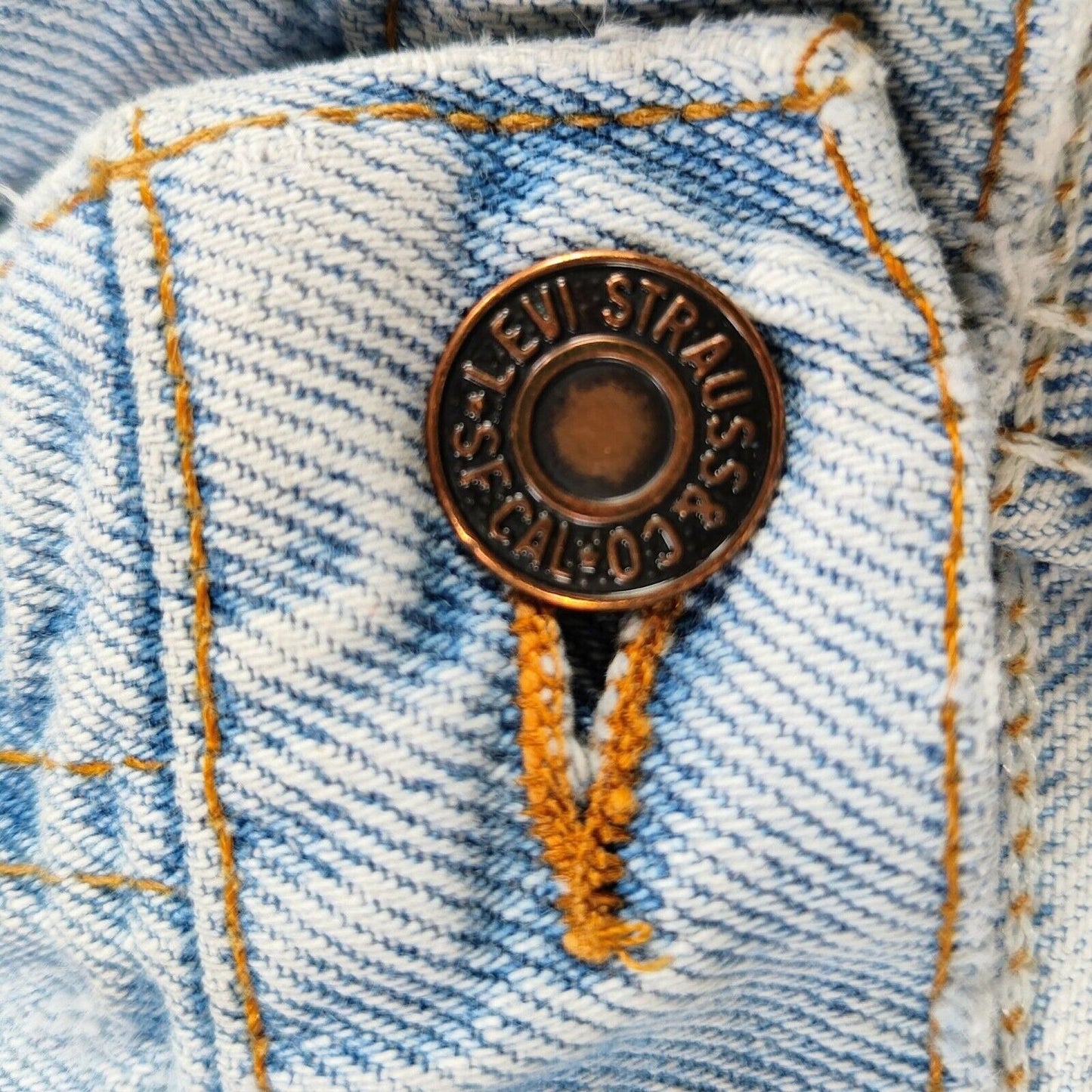 Vintage 1988-1994 Unisex Orange Tab Levi's 550 DIY Denim Cut-Off Shorts (W30)