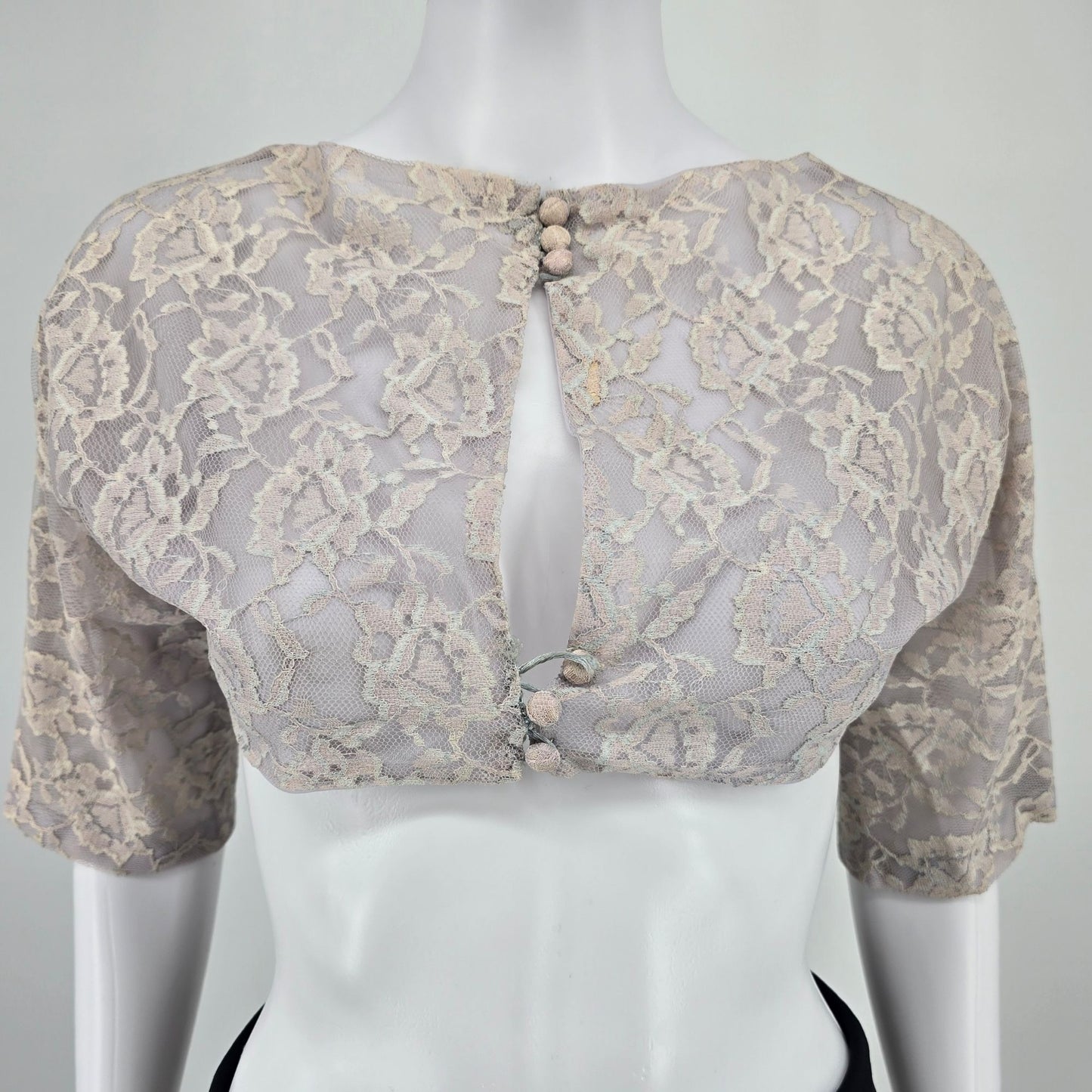Distressed Vintage 1960s Lace Crop Covered Button Bridal Shrug Top (Small) *Fair