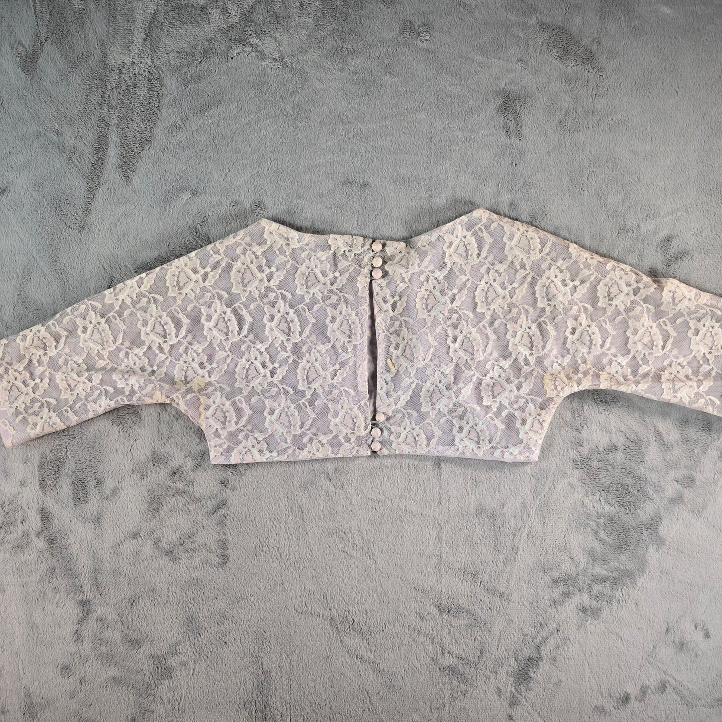 Distressed Vintage 1960s Lace Crop Covered Button Bridal Shrug Top (Small) *Fair