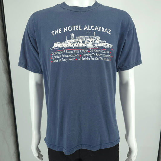 Vintage 1990s Fruit of the Loom Heavy Cotton Hotel Alcatraz T-Shirt (L/XL)