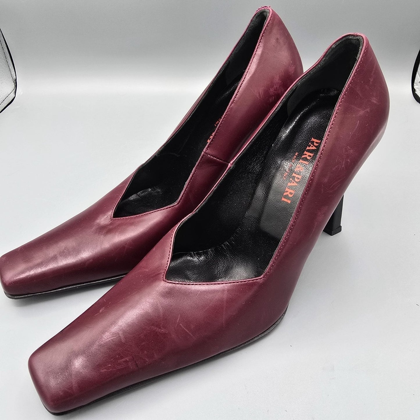 Vintage Y2K Deadstock Pari & Pari Bordeaux Nappa Square-Toe Pumps (EU37/US6.5)