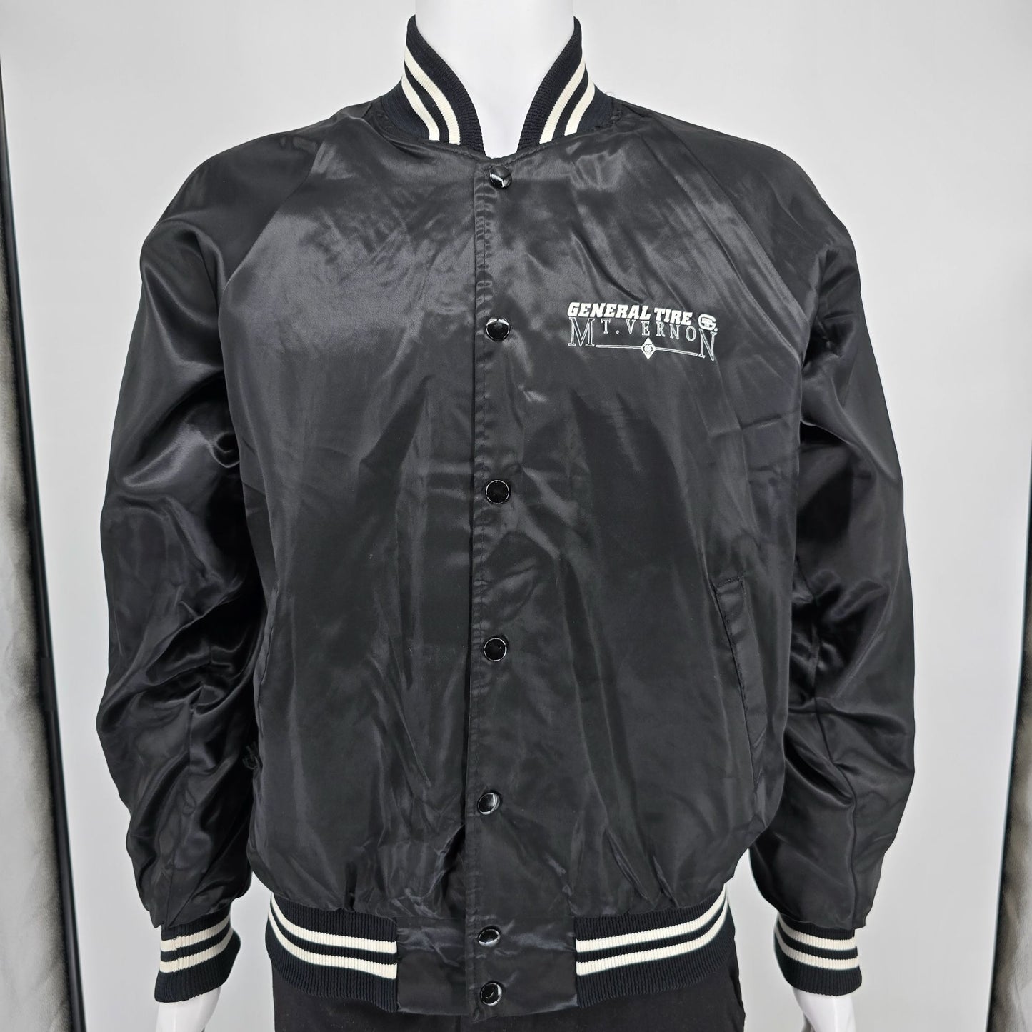 Vintage 1990 General Tire 75th Year Anniversary Mt. Vernon, Illinois Jacket (M)