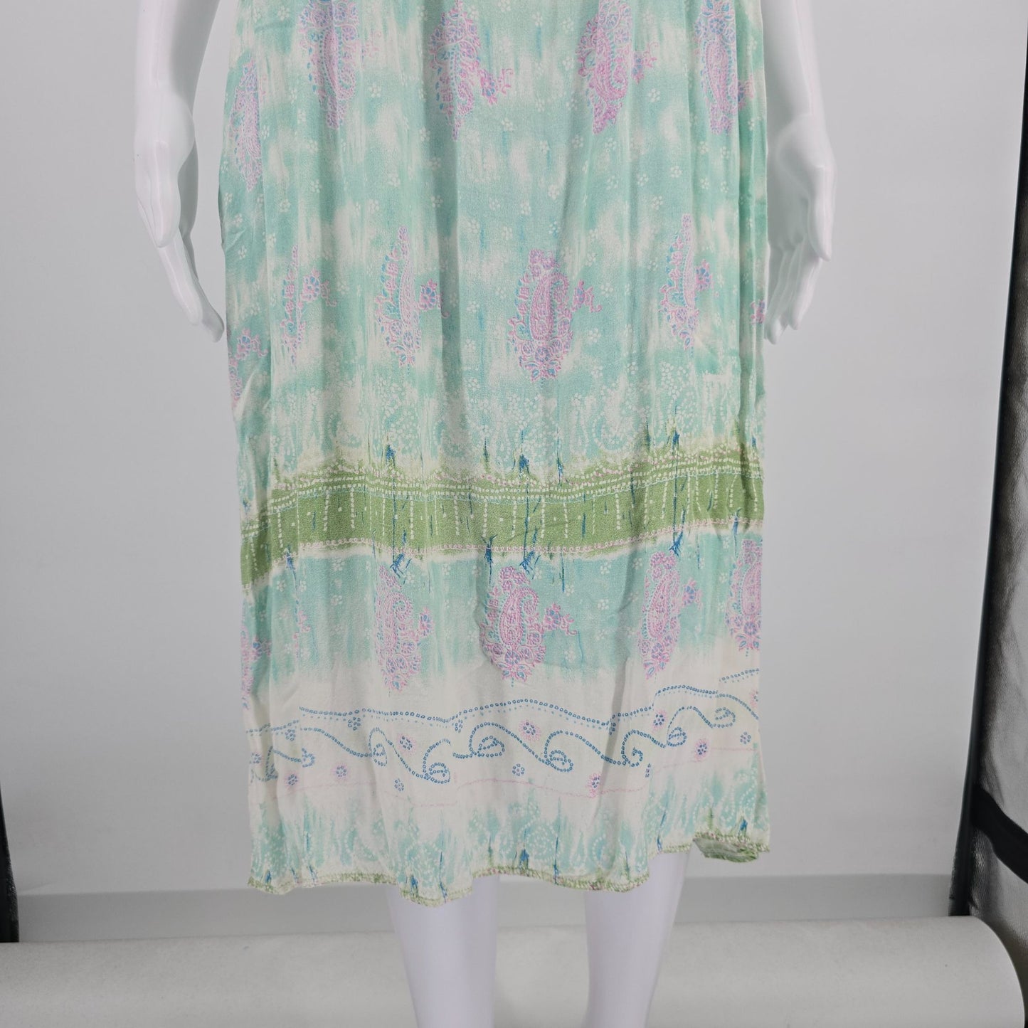 2000s Lati Fashion Pastel Watercolor Smocked Drop Waist Midi Boho Sundress (L)