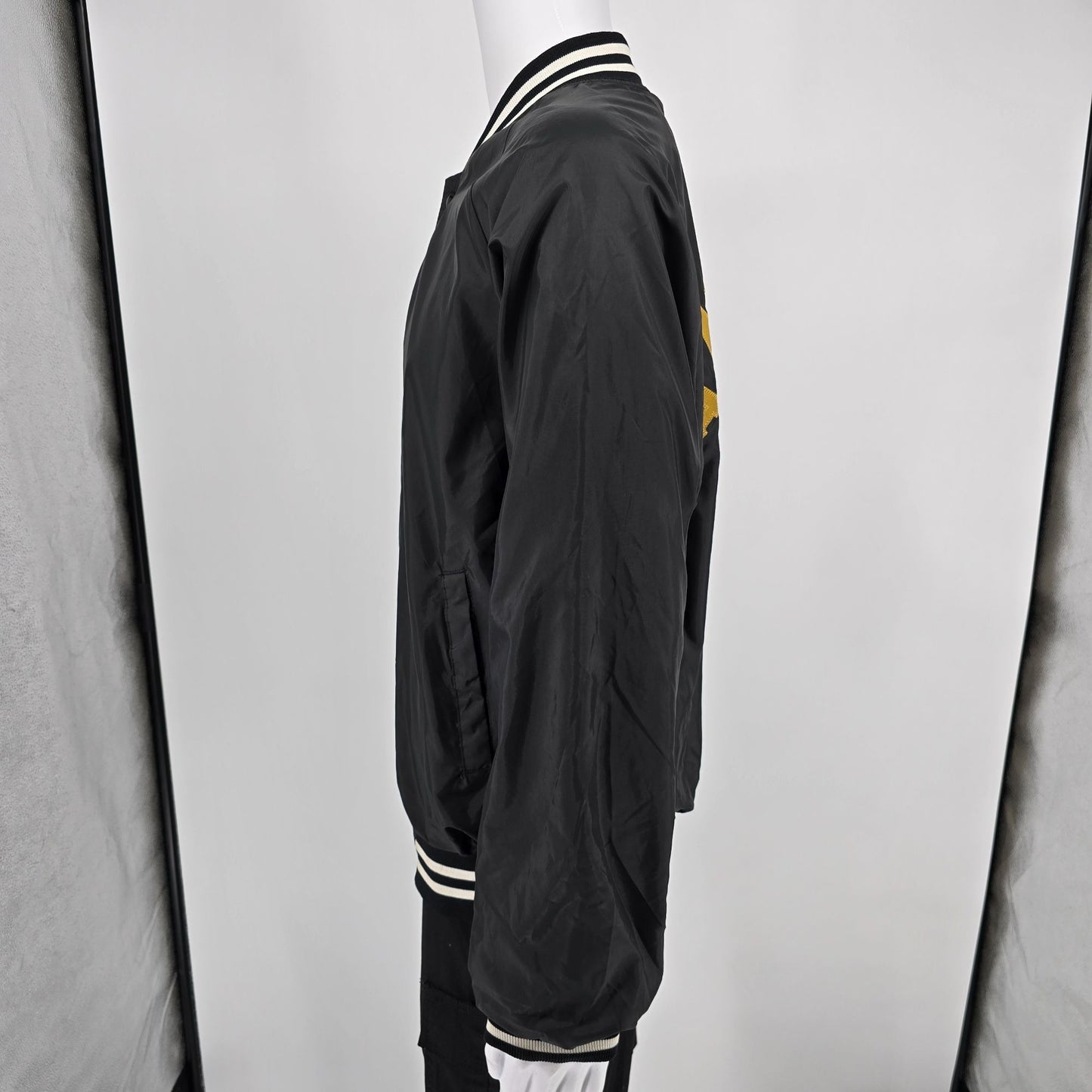 Vintage 1990s Hartwell Vanderbilt University Nylon Satin Bomber Jacket (XL)