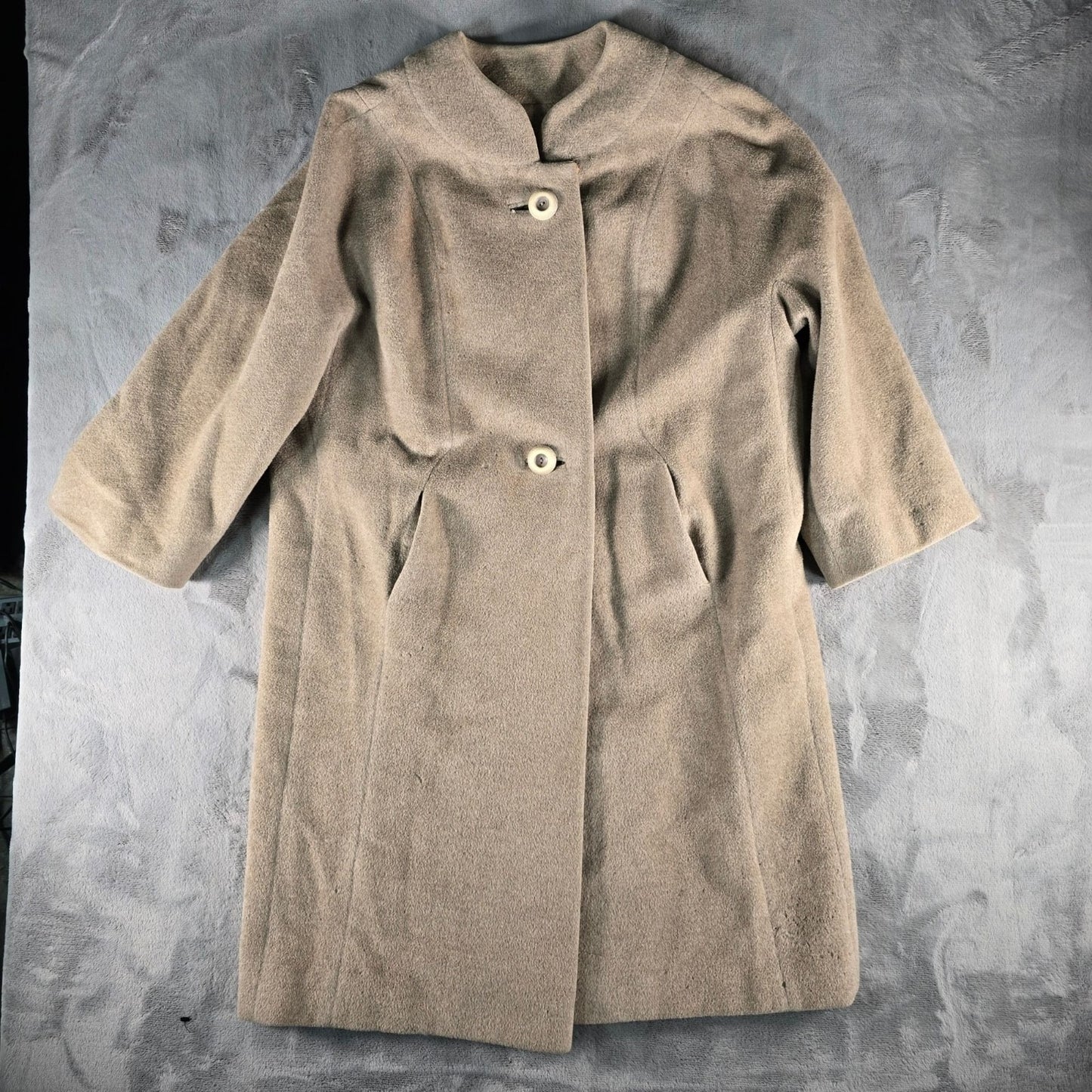 Distressed Vintage 1960s Diamond's Phoenix Forstmann's Wool Coat (Women's XL)