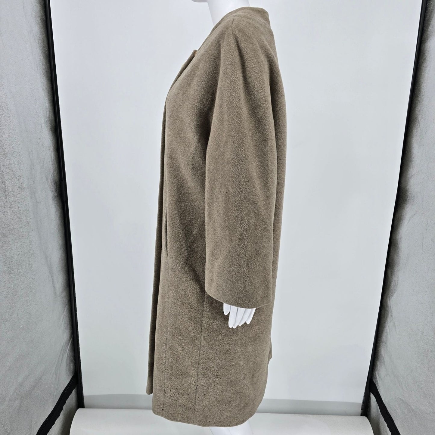 Distressed Vintage 1960s Diamond's Phoenix Forstmann's Wool Coat (Women's XL)