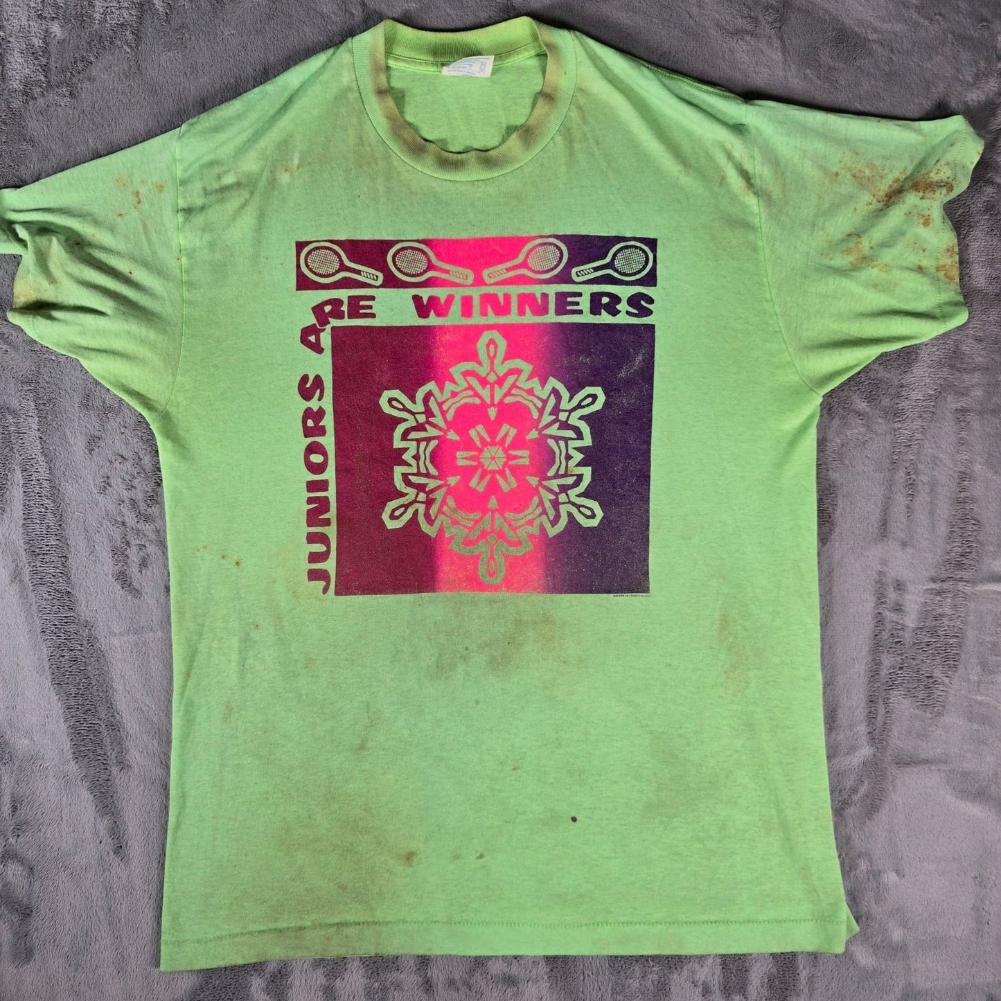 Distressed Vintage 1980s "Juniors Are Winners" U.S.T.A Tennis T-Shirt (L)
