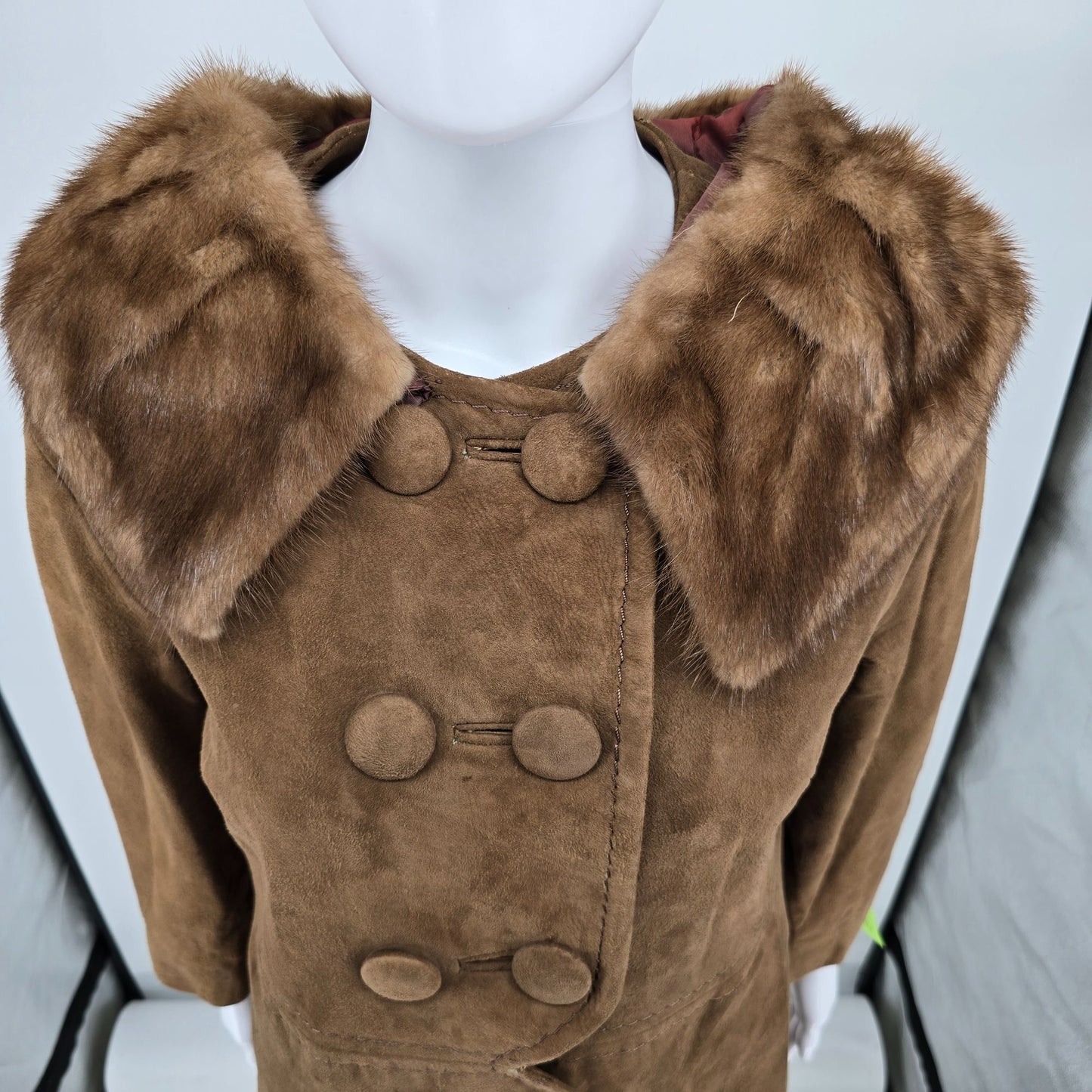 Vintage 1960s Unbranded Fur Collar Double-Breasted Suede Mod Coat (Women's M)