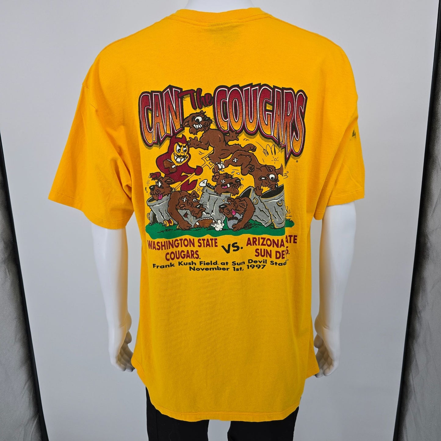 Vintage 1997 Washington State vs. Arizona State College Football T-Shirt (XL)