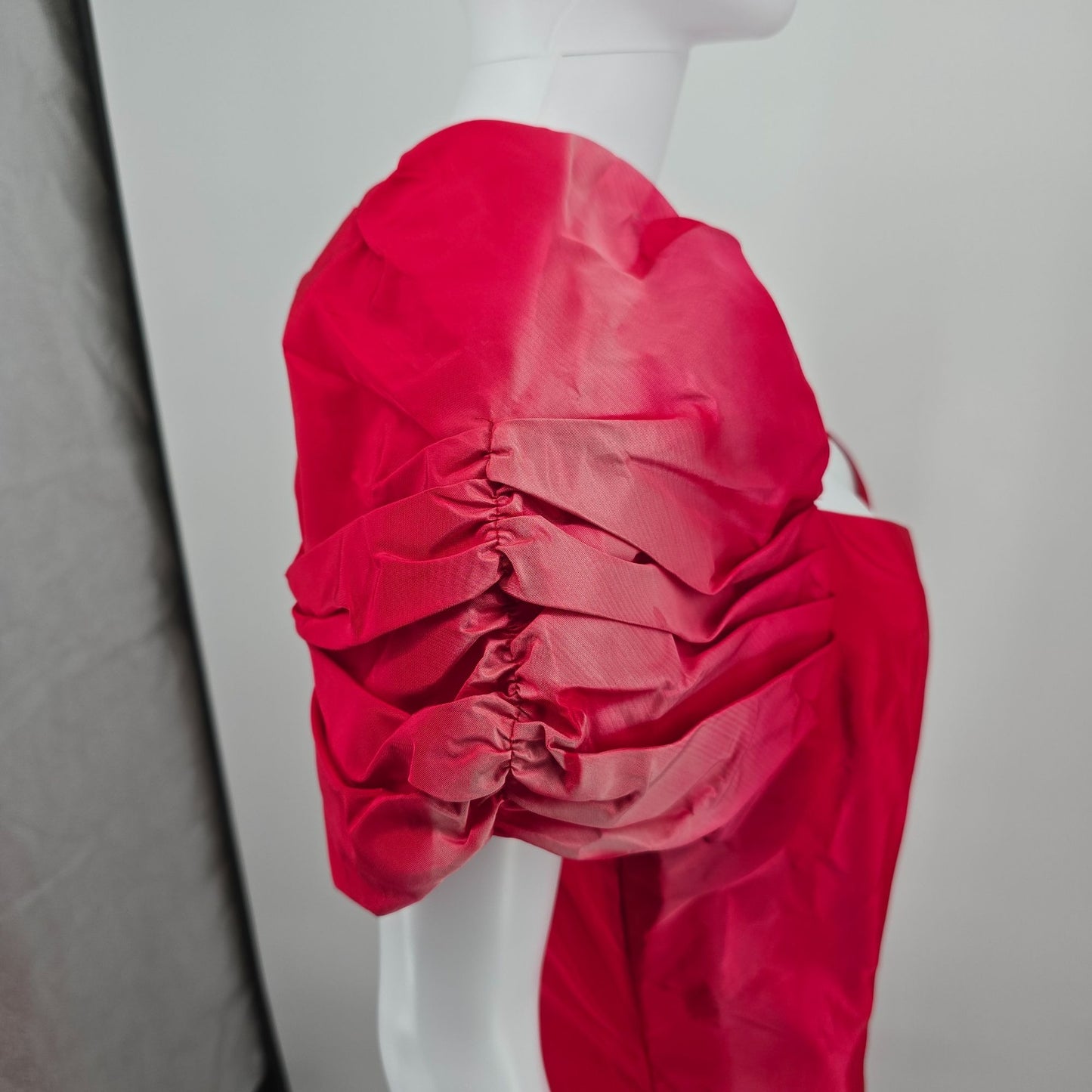 Vintage 1980s Bonnell Dress Co. Red Puff Sleeve Taffeta Prom Dress (M) *Fair