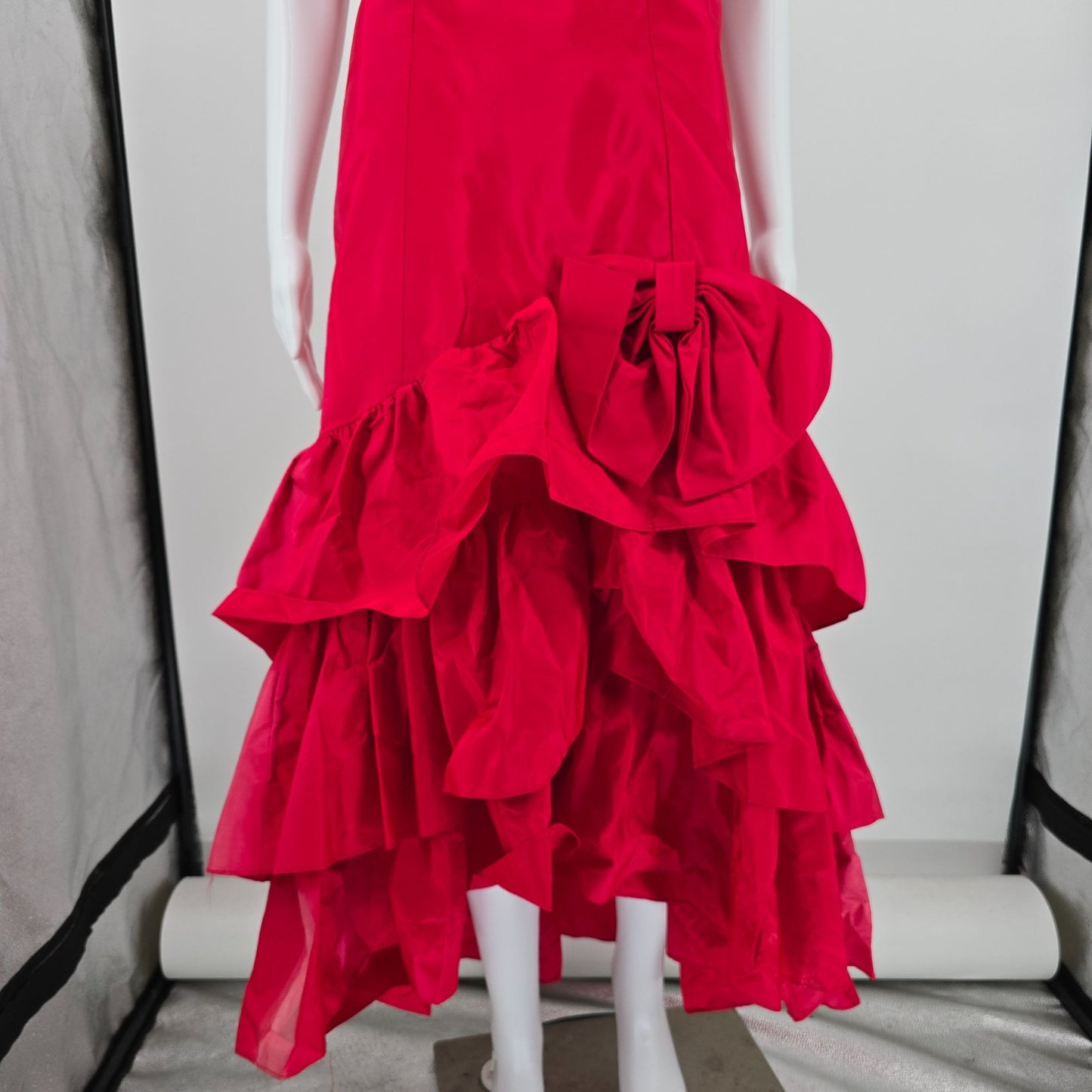 Vintage 1980s Bonnell Dress Co. Red Puff Sleeve Taffeta Prom Dress (M) *Fair