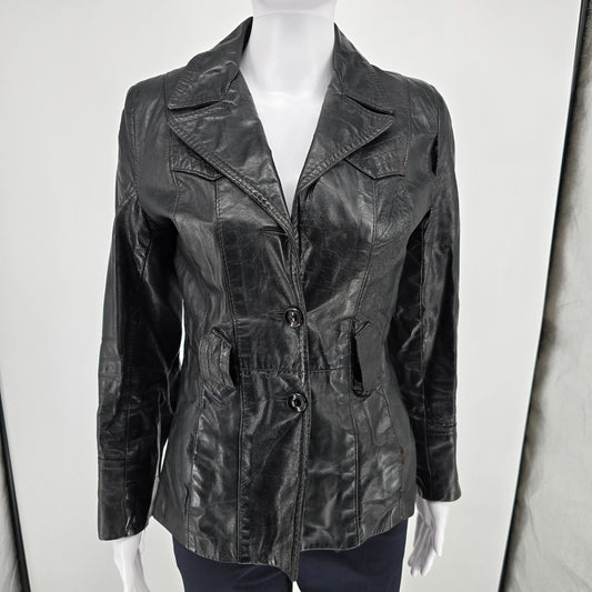 Damaged Vintage 1970s Unbranded Women's Black Leather Fitted Blazer Jacket (XS)