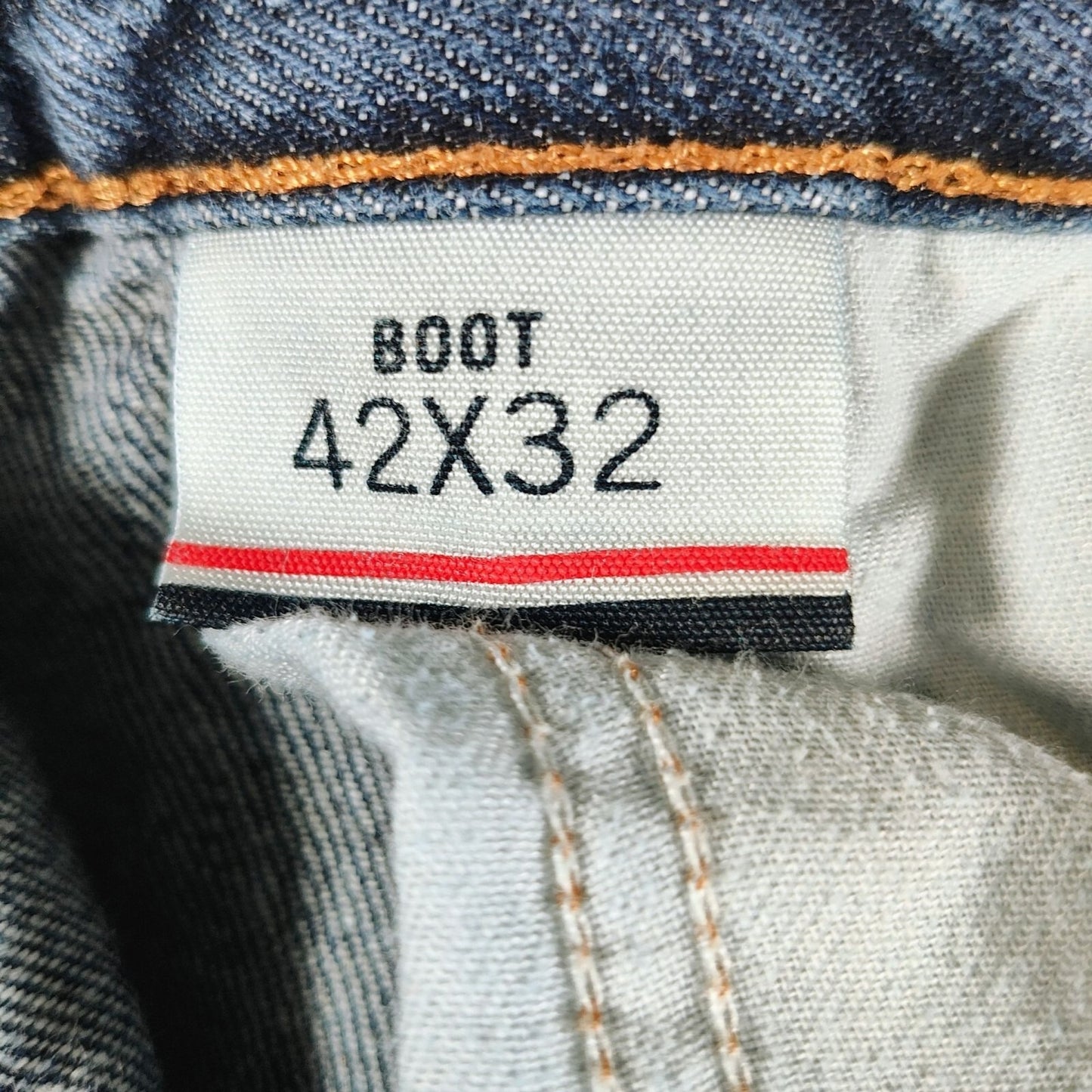 Tommy Hilfiger Mens Bootcut 42 x 32 100% Cotton Denim Blue Jeans