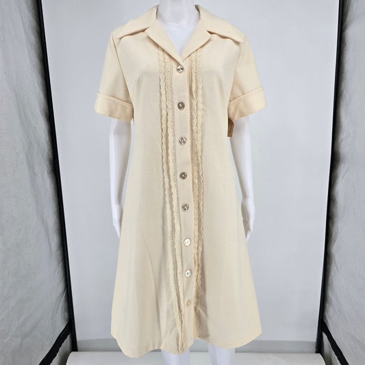 Vintage 1970s Ivory Knit A-Line Button Front Wide Collar Shirt Dress (Size 14/L)